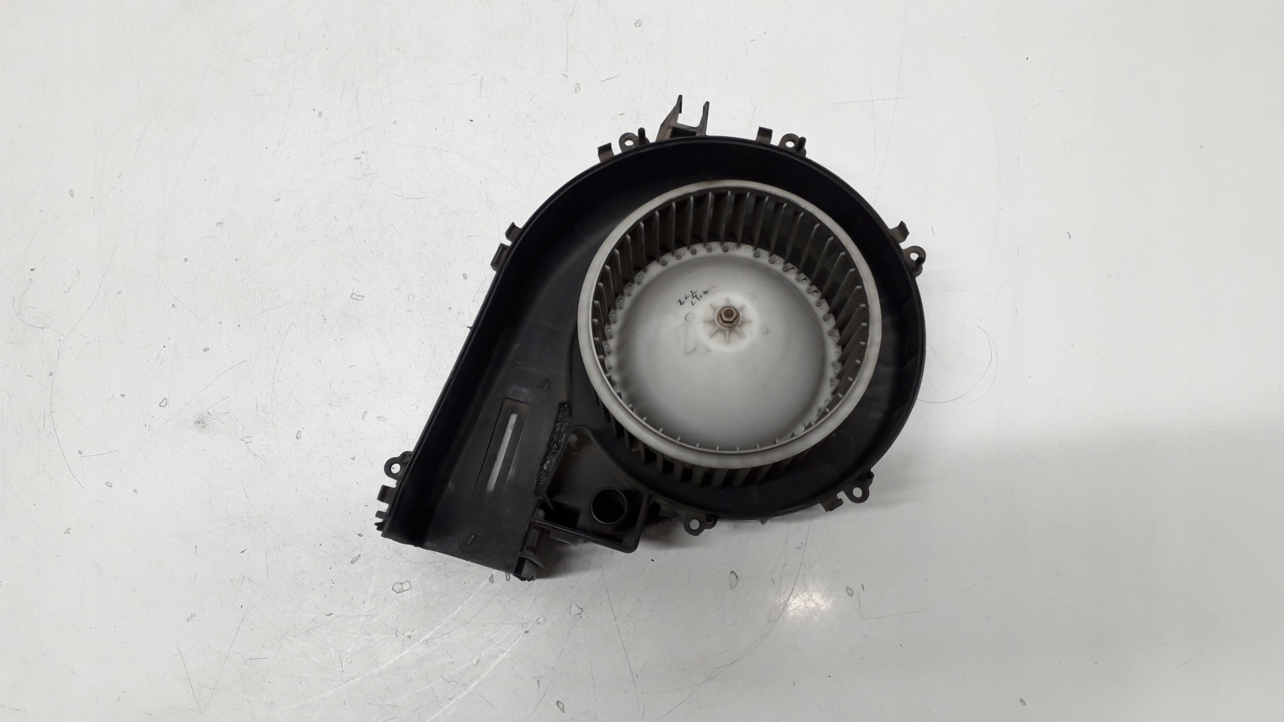 NISSAN ALTIMA L31 02-06 WENTYLATOR DMUCHAWA