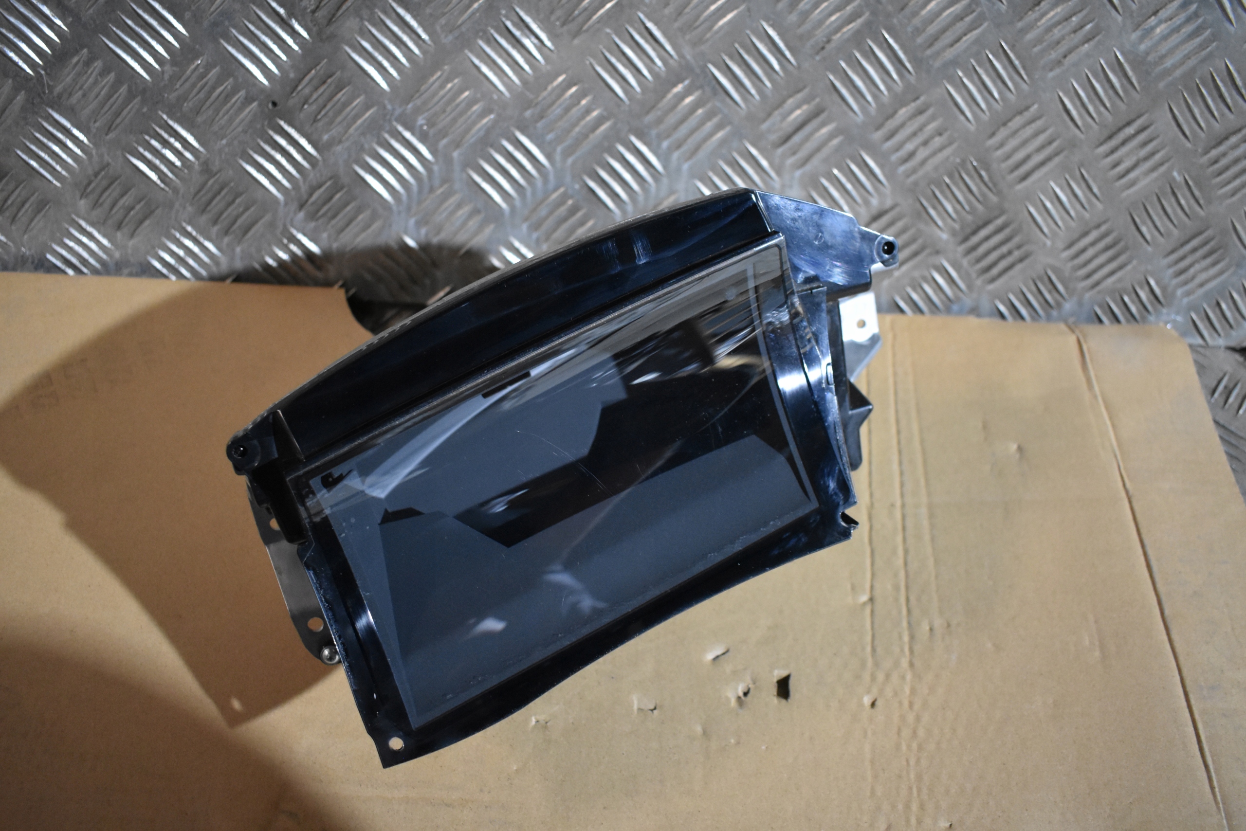 IDEALNY display HEAD UP MERCEDES W217 1