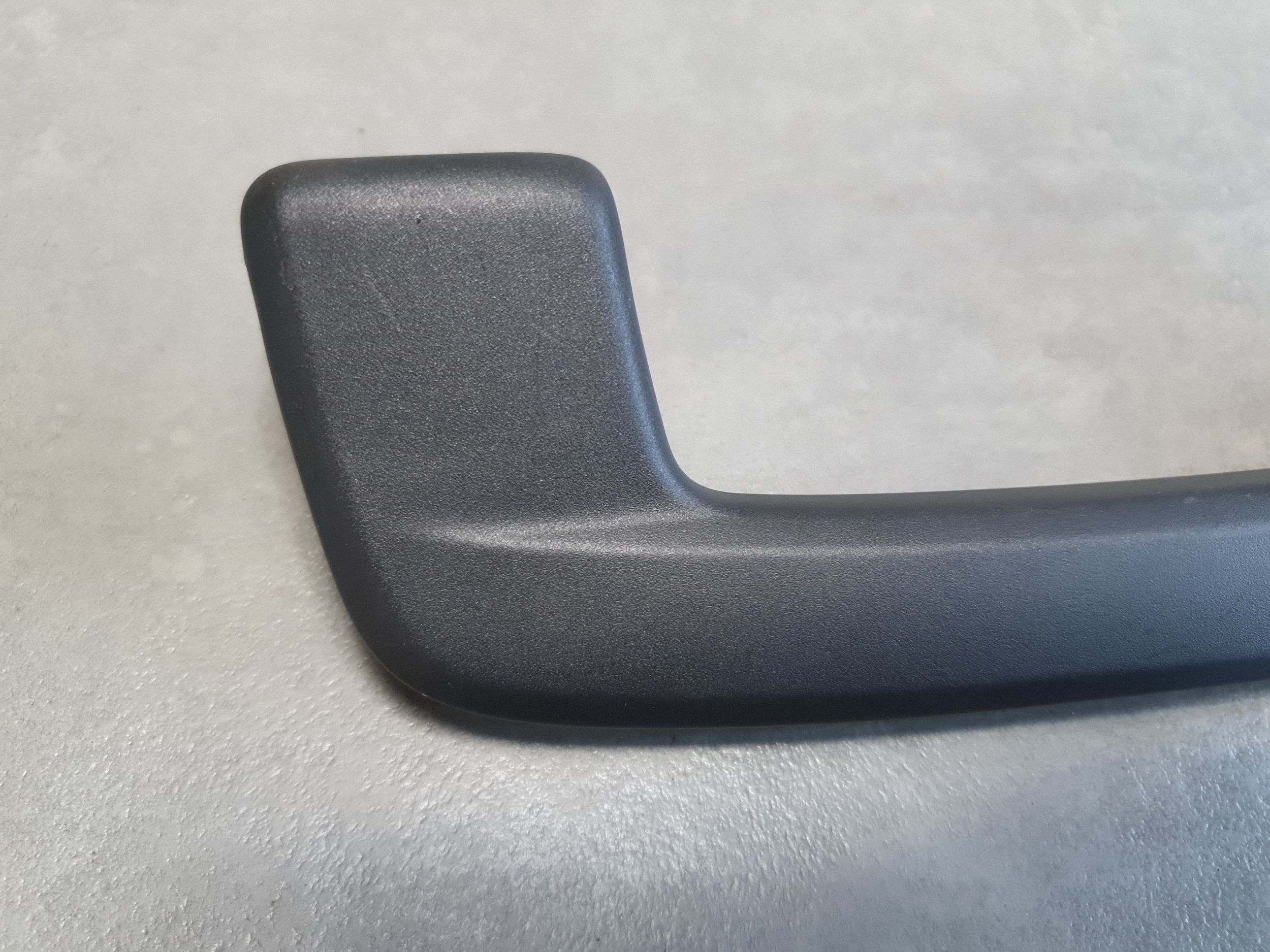 Audi SQ6 e-tron handgriff haltegriff decken vorne 8Y0857607