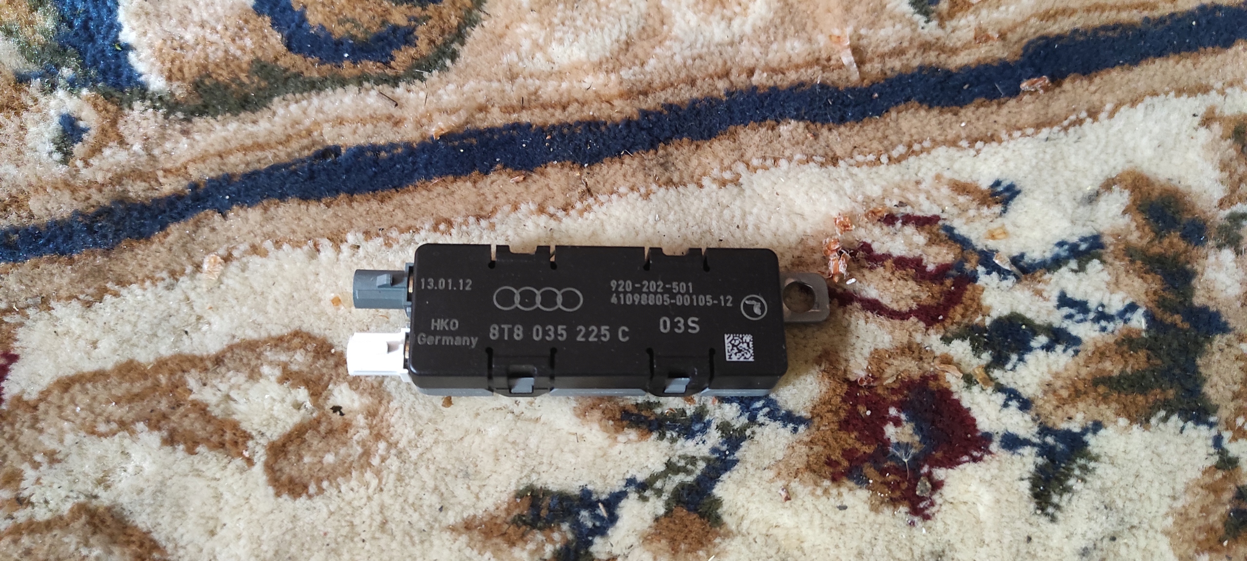 antenna amplifier ANTENY 8T0035225C AUDI A5 S5 8T 07-16