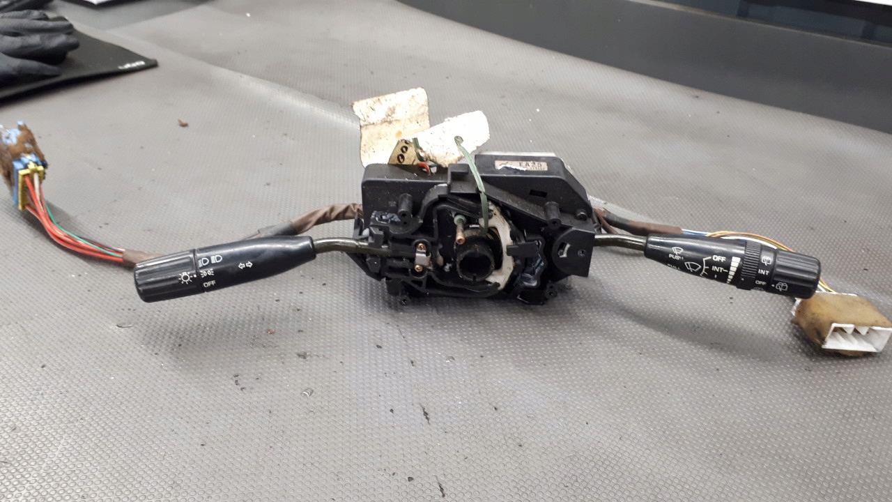 175187 перемикач об'єднані mazda mx3 93r