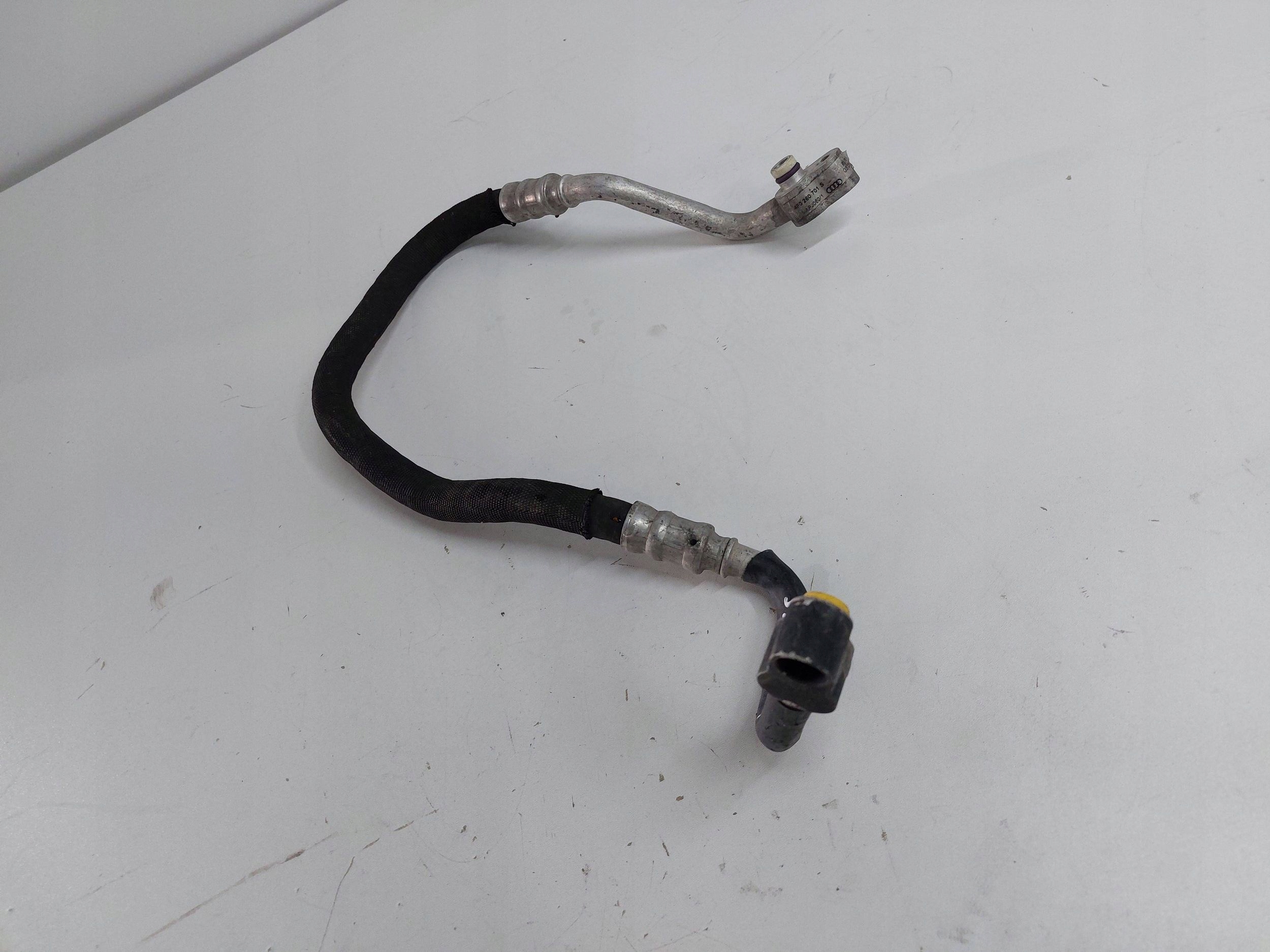 AUDI A6 C6 2,7D 3.0D hadice klimatizaci 4F0260701S