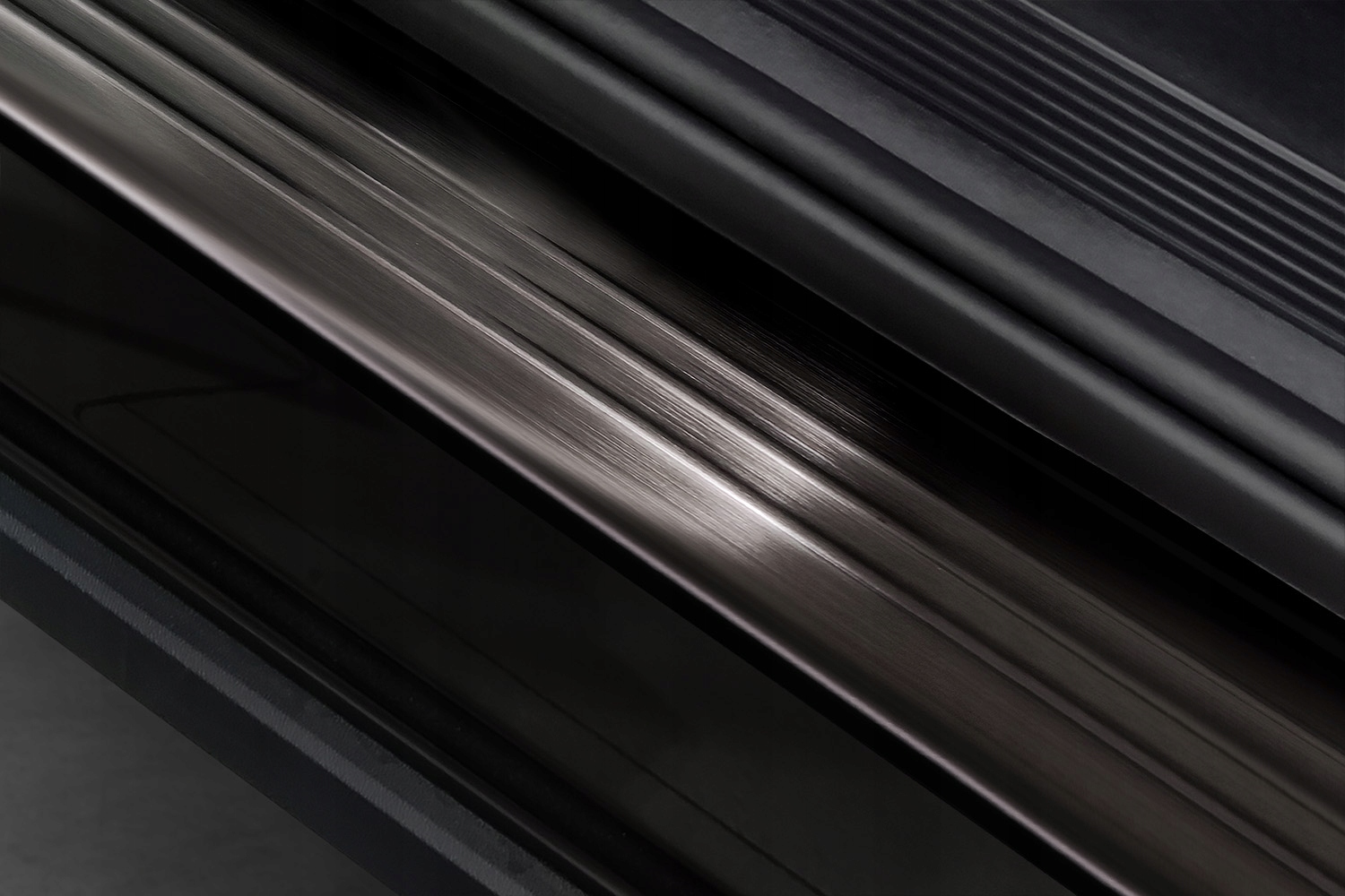 VOLKSWAGEN ID.4 2020- NAKŁADKI LISTWY PROGOWE PROGI EAN (GTIN) 5901250222707