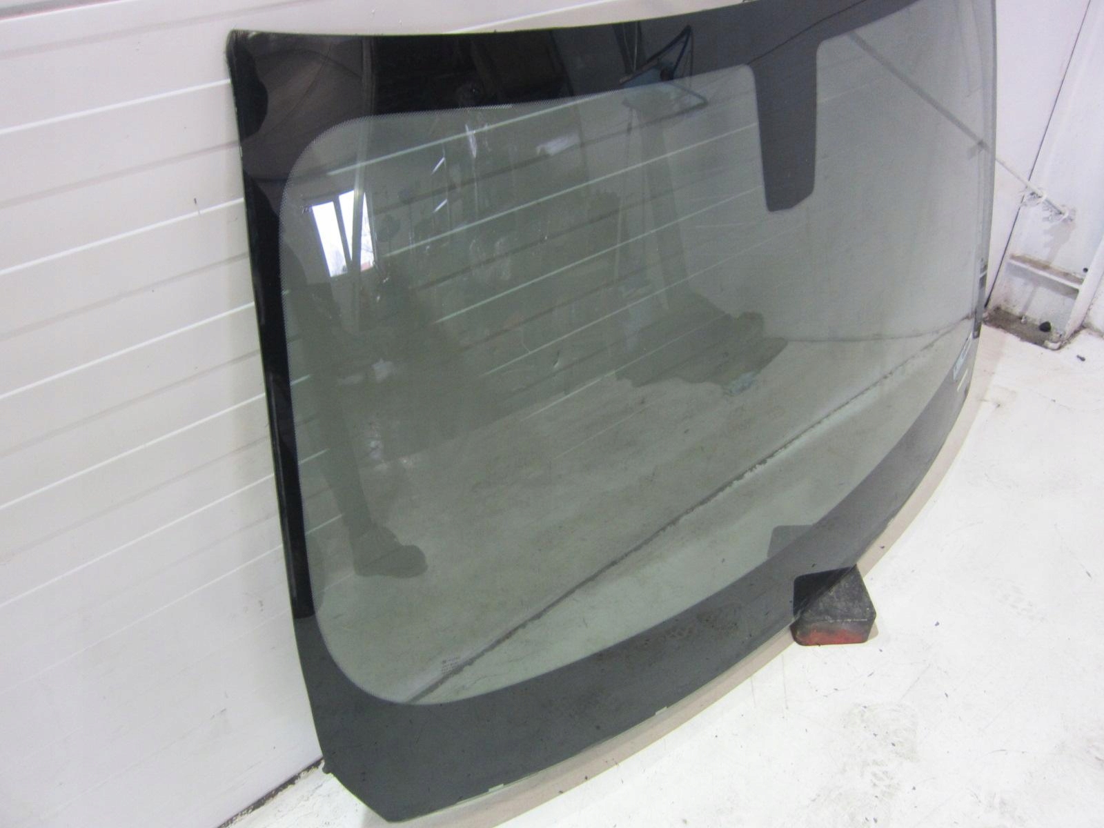 BMW F34 GT 328i window front iron 7285933