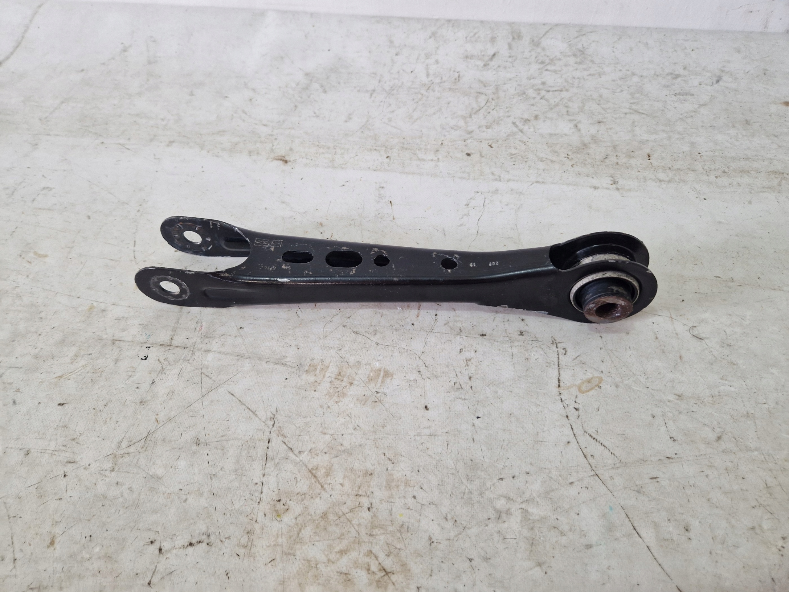 FORD EXPLORER VI MK6 2020- arm rear part rear right = left LB5C-5K968-BD