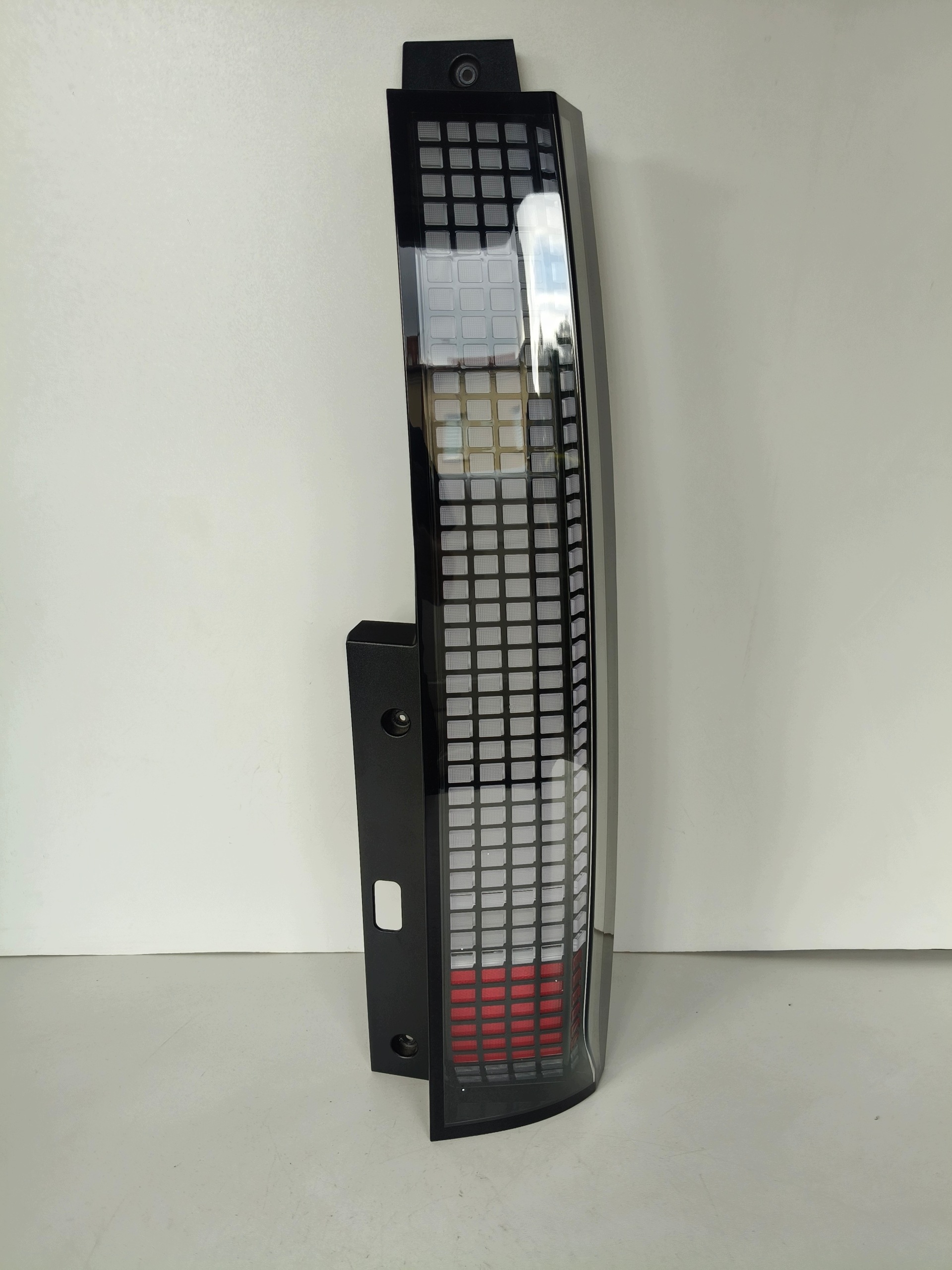 light right rear HYUNDAI STARIA 22- LED T54