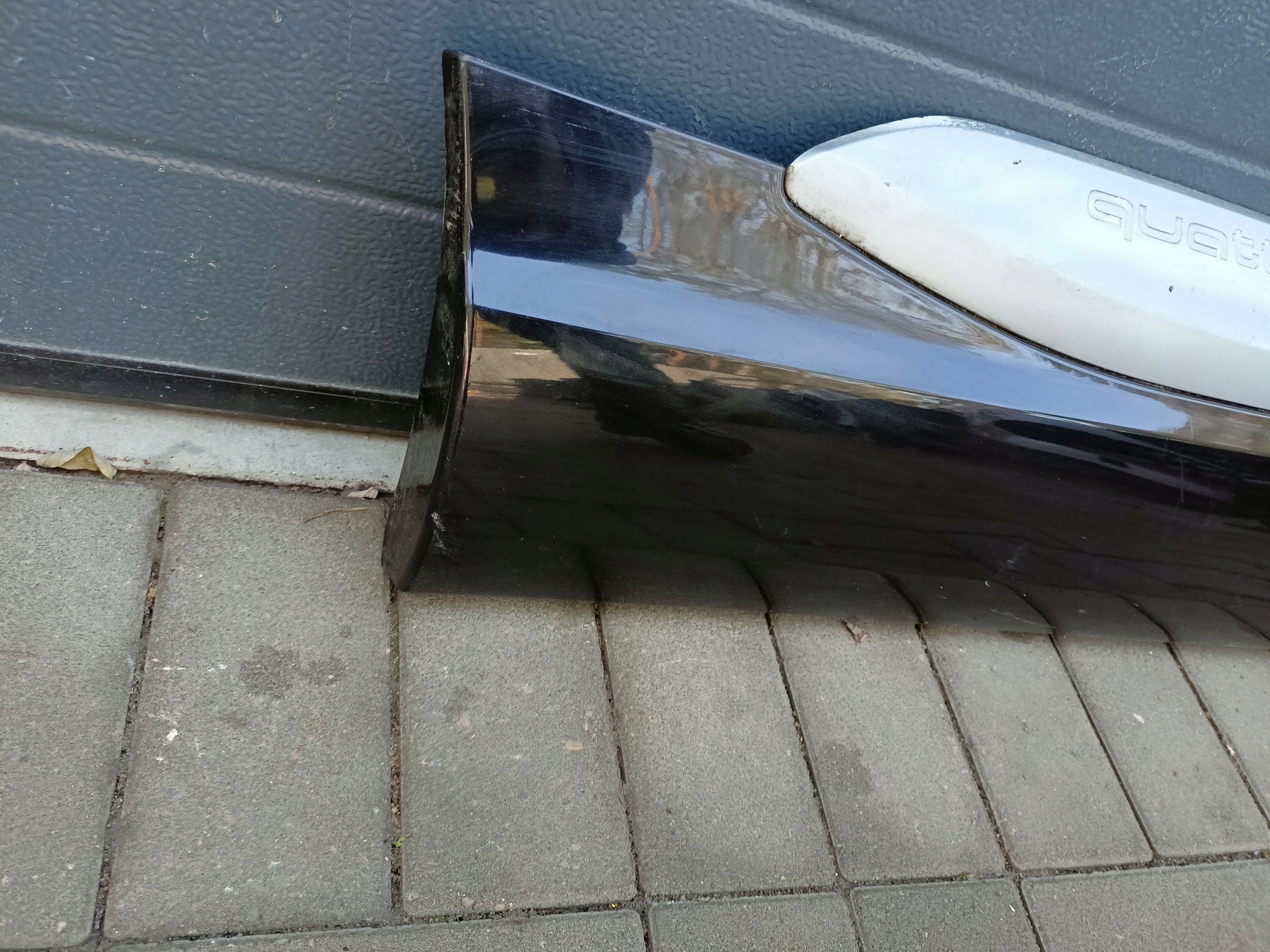 Audi Q7 4m S-line SQ7 moulding door right rear part
