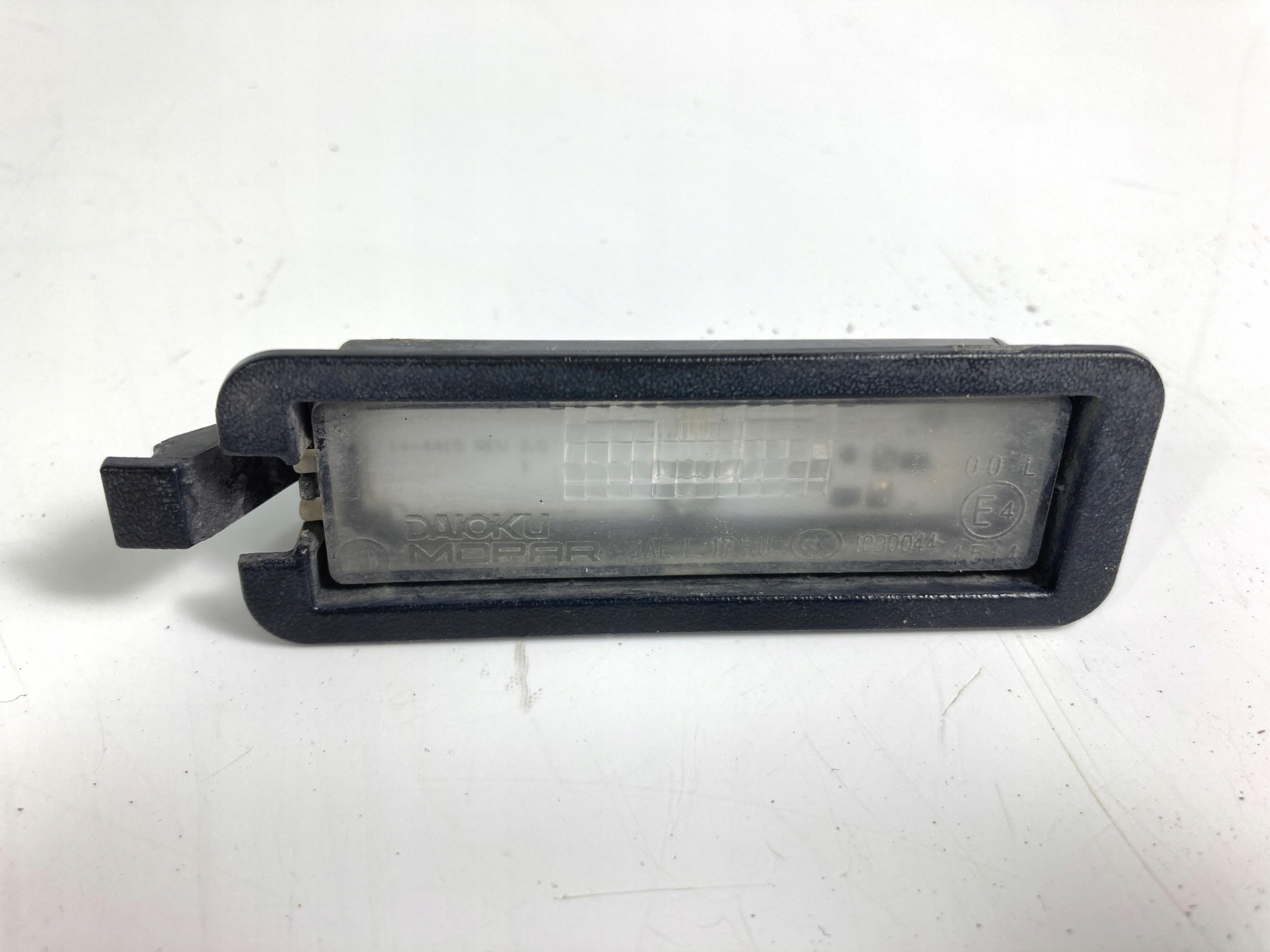 Chrysler Pacifica 2017-26 number plate light