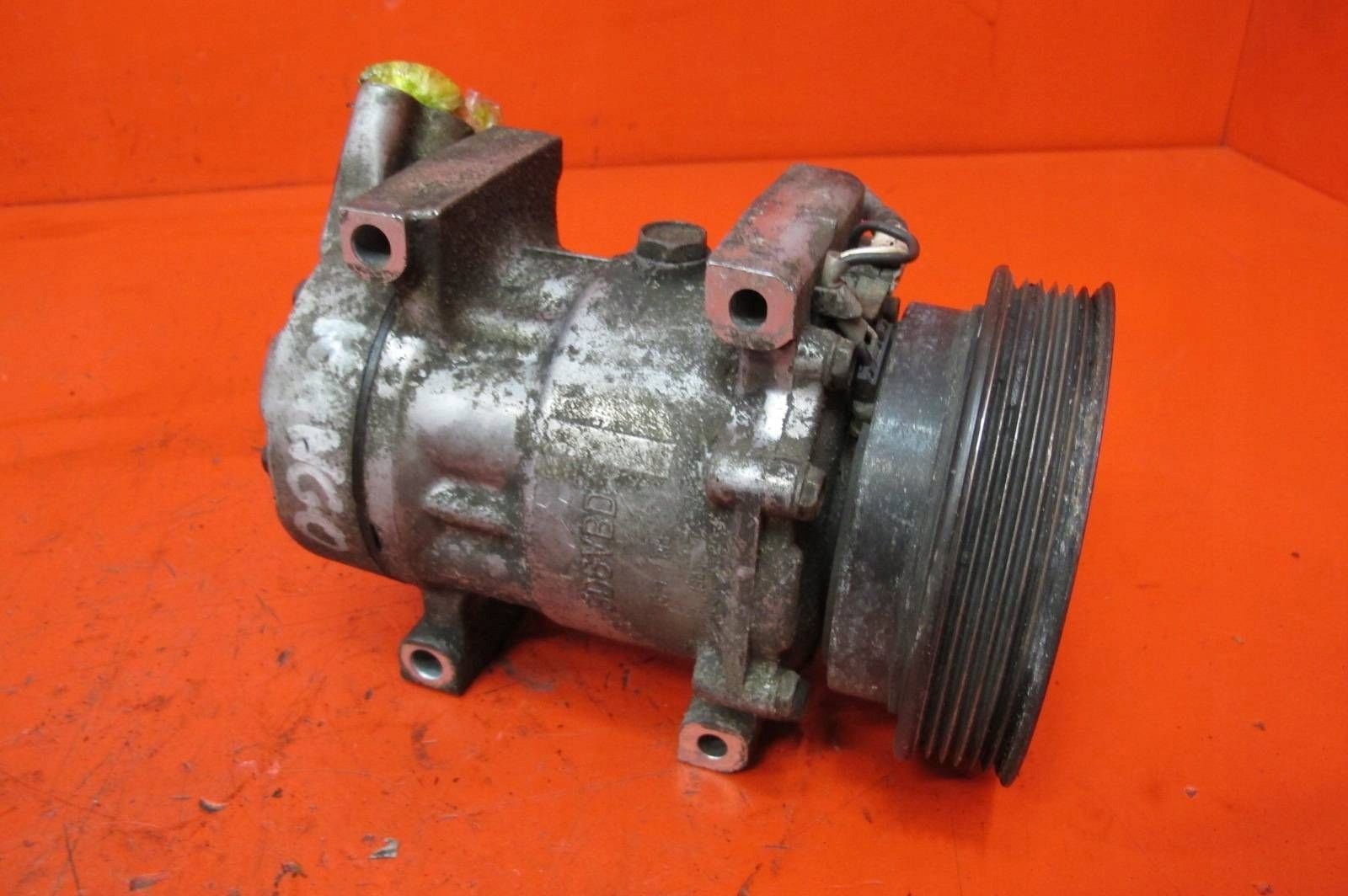 RENAULT KANGOO 1 and 1.4 petrol compressor compressor; 7700273301