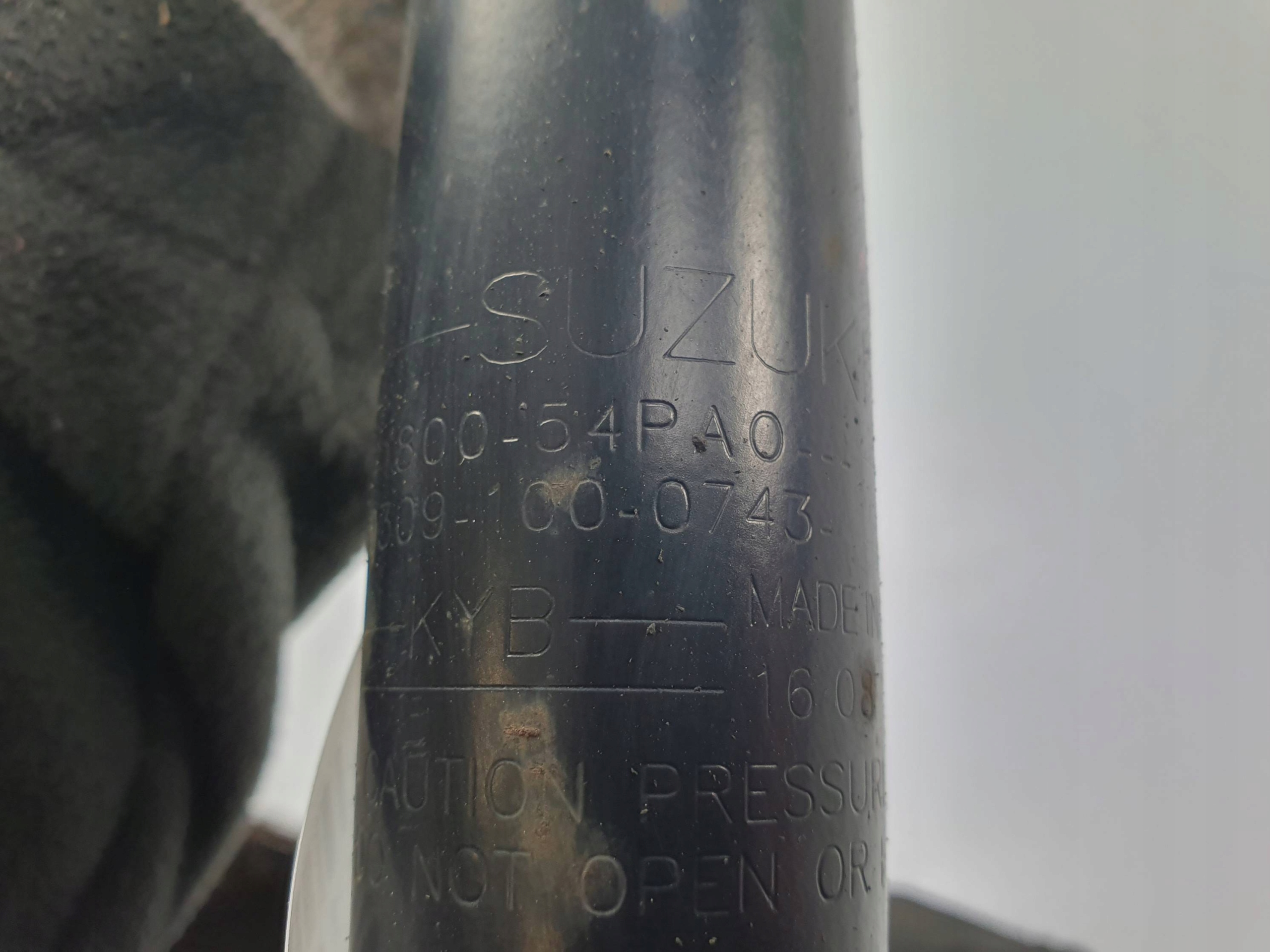 shock absorber left rear part 41800-54PA0 SUZUKI SX4 II