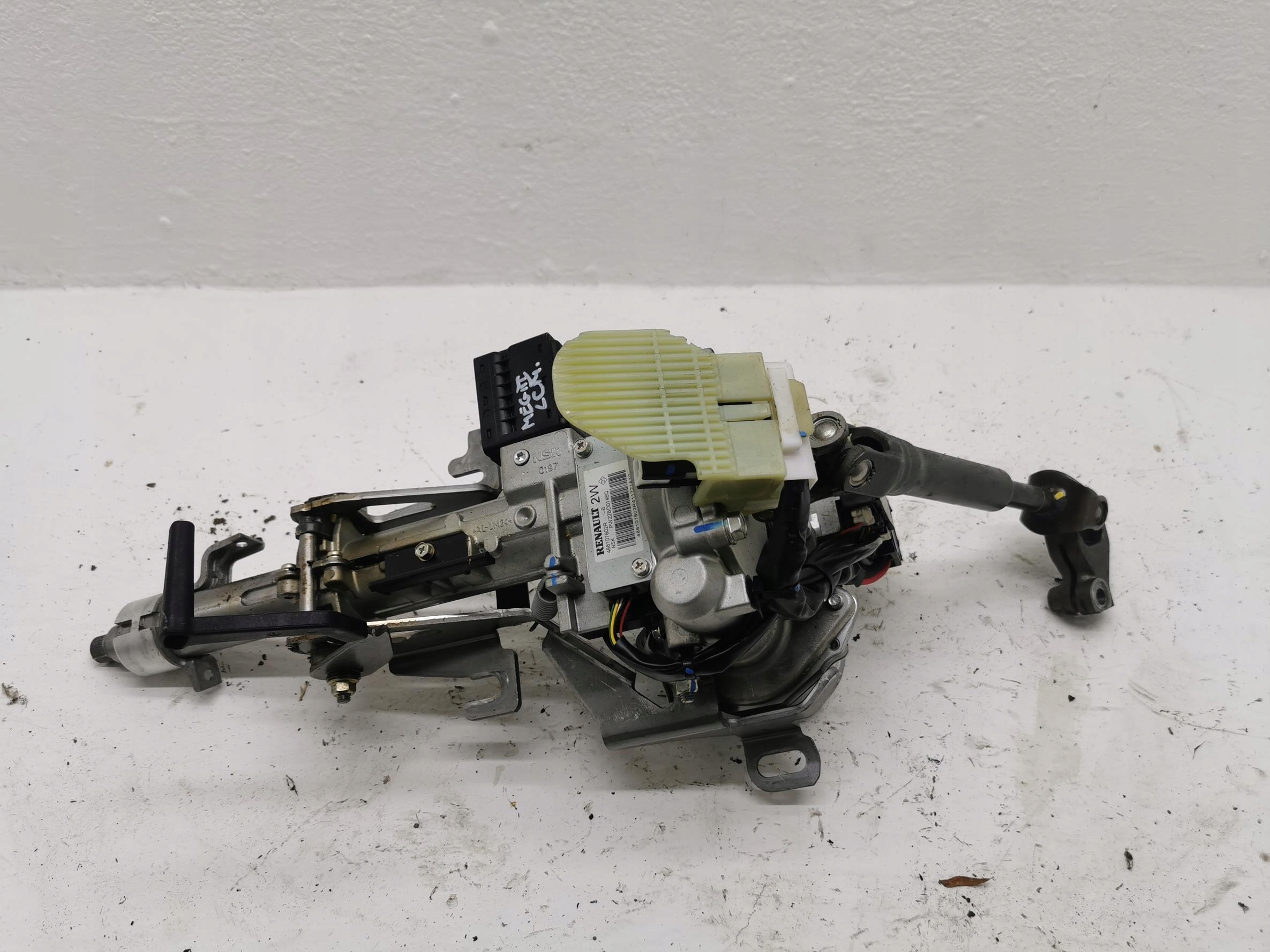 Pompa servosterzo RENAULT MEGANE III 488107802R