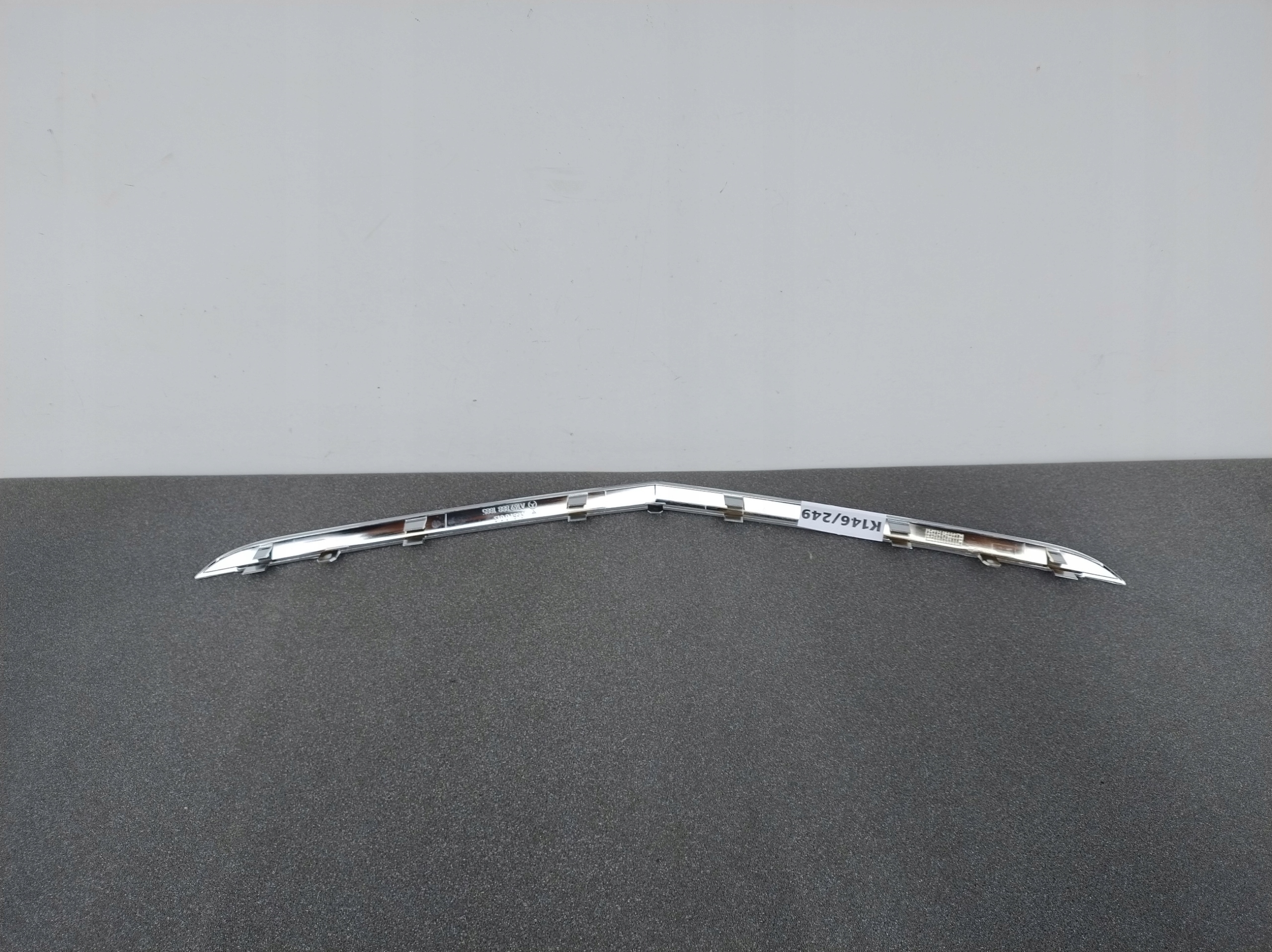 MERCEDES B-KLASA W245 FL cap grille CHROM