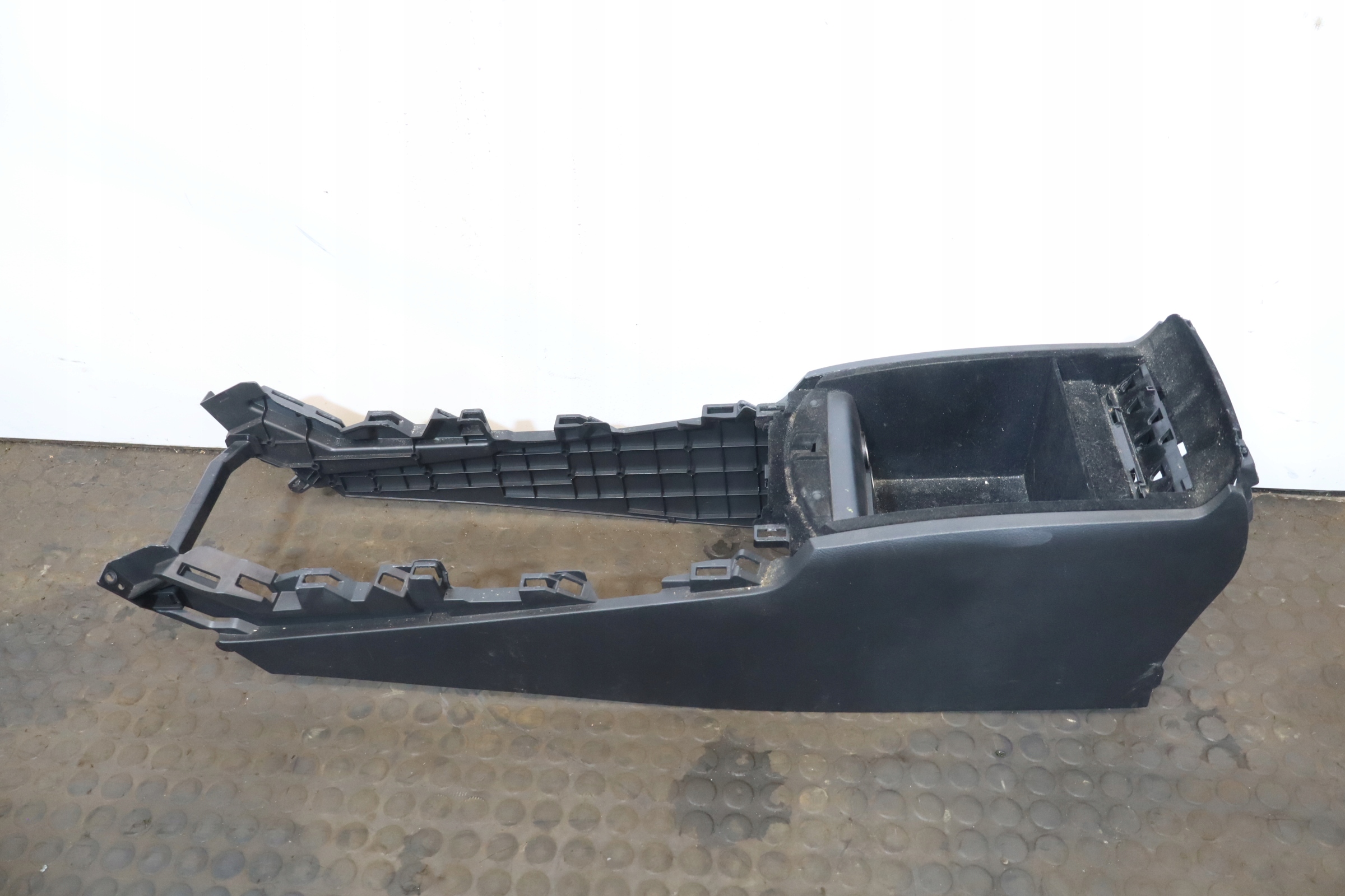 тунель середина INFINITI Q50