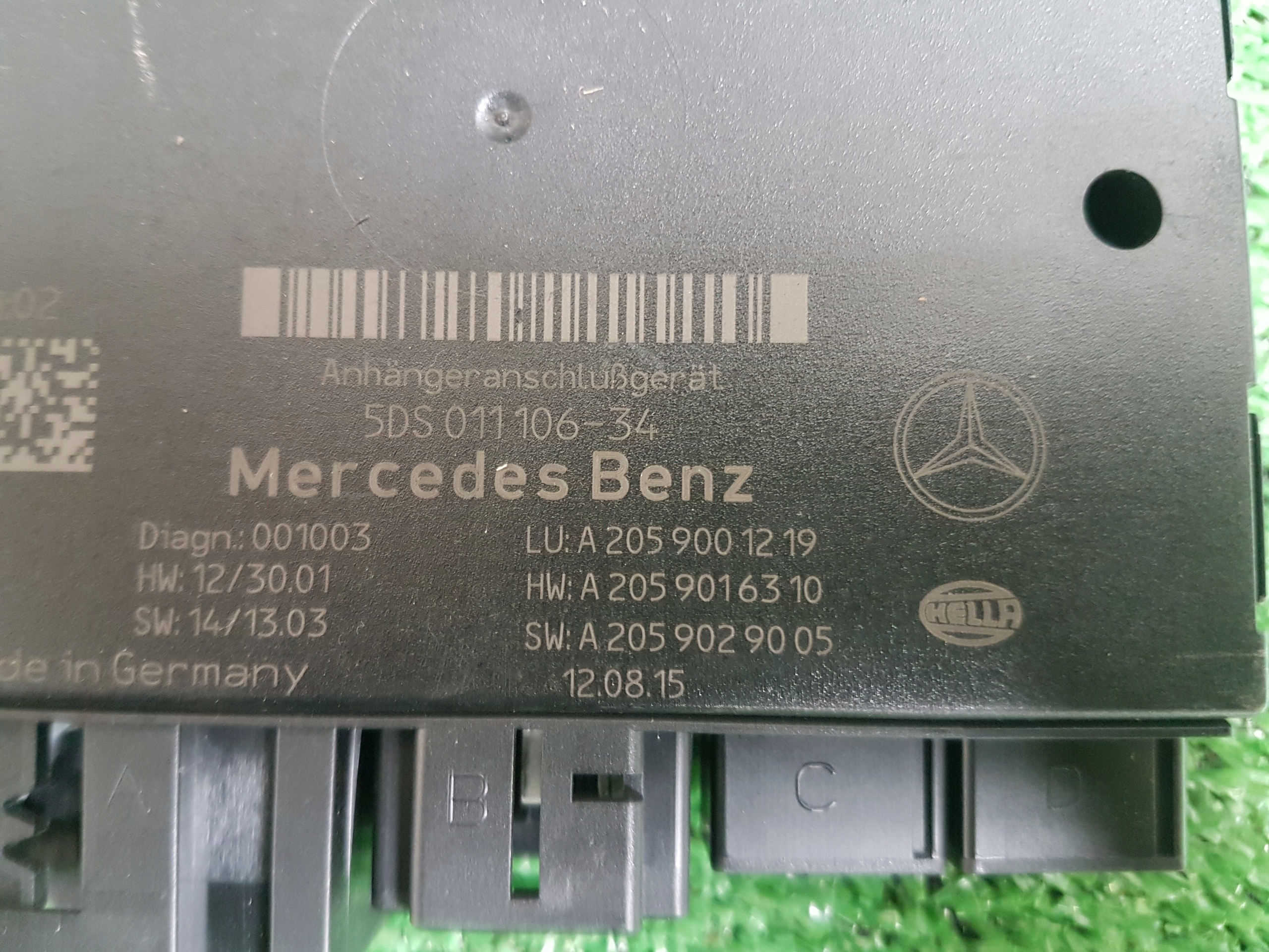 modulo HAKA MERCEDES-BENZ C KLASA W205 A2059001219