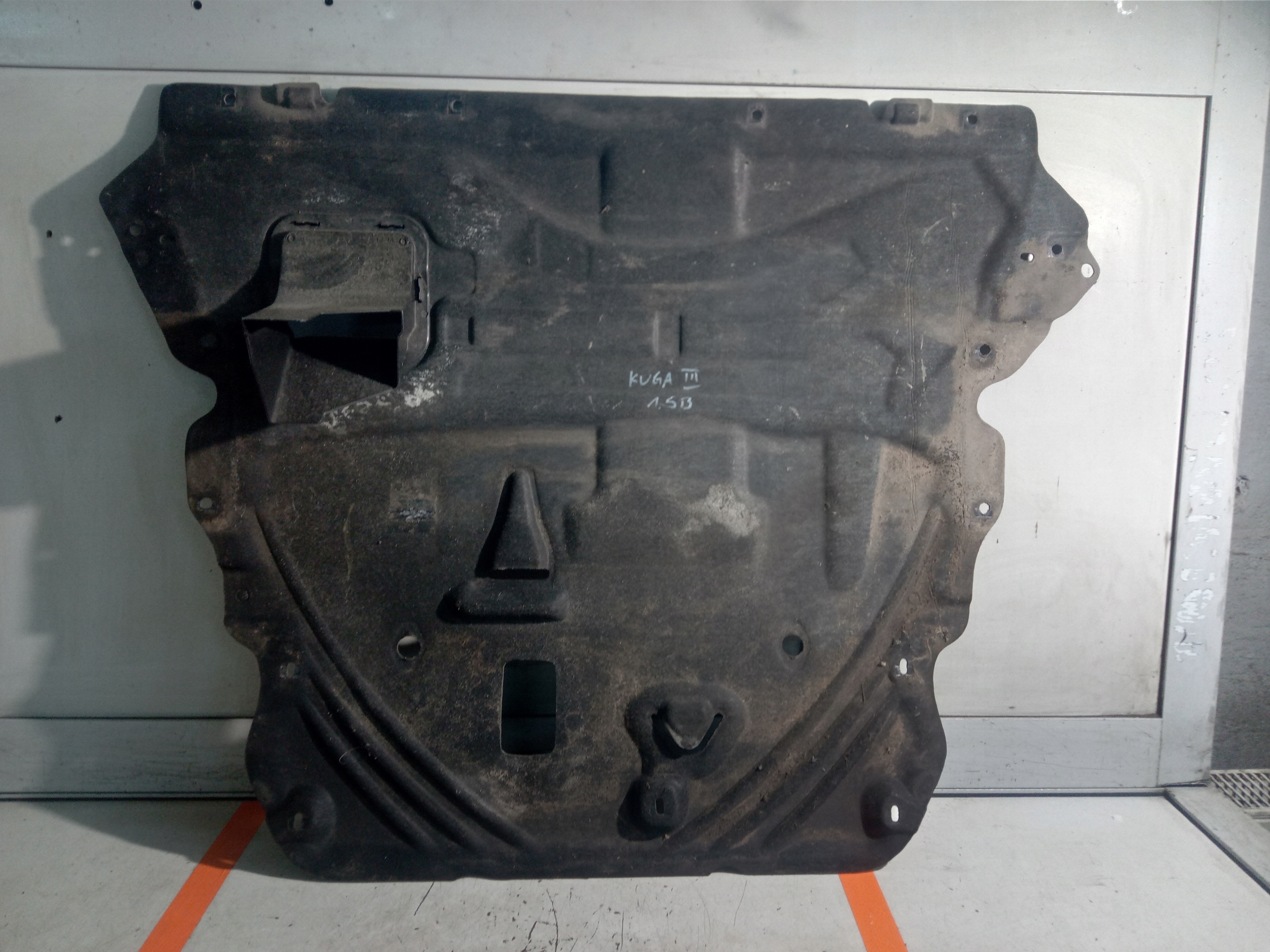 LX6B-7H460-AB - FORD KUGA MK3 ЗАХИСНА ПЛАСТИНА ПІД ДВИГУН 1.5 EB