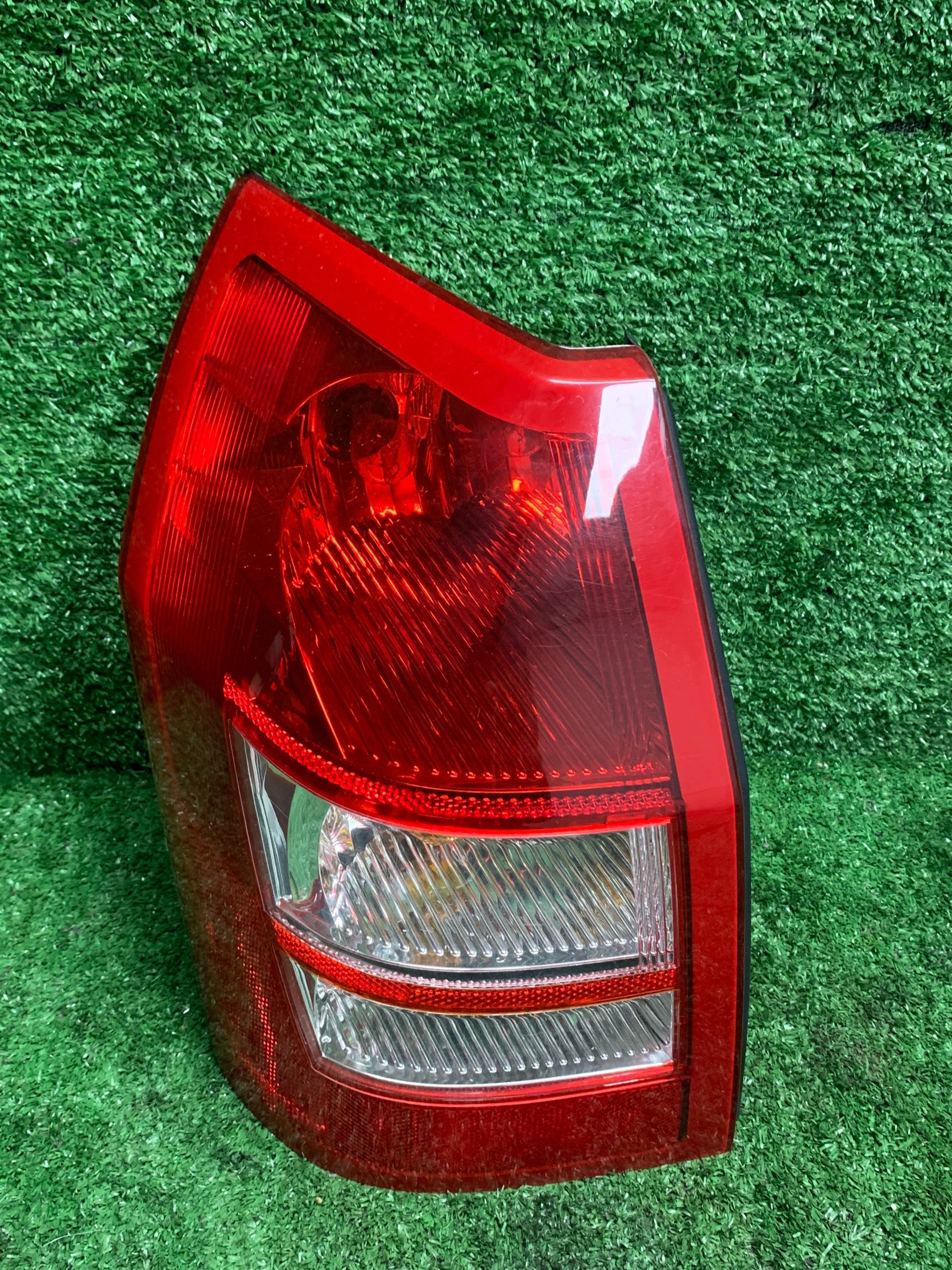 light left rear part CHRYSLER 300C KOMBI 04805967AH