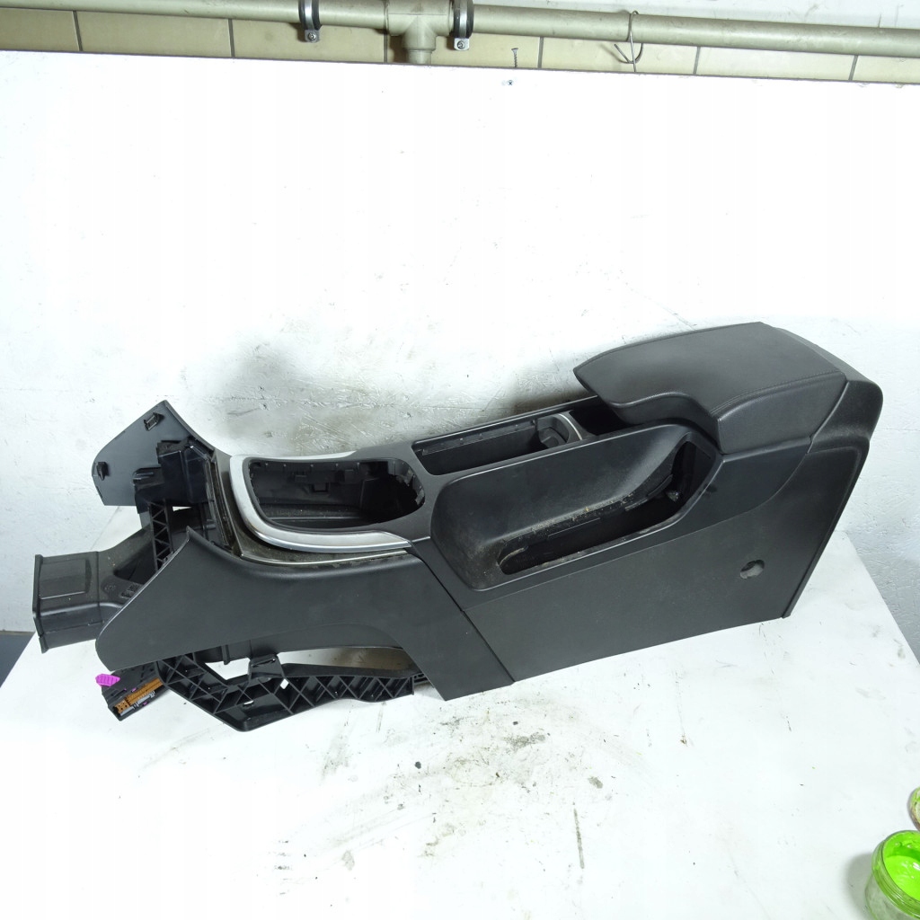 opel INSIGNIA A тунель середина