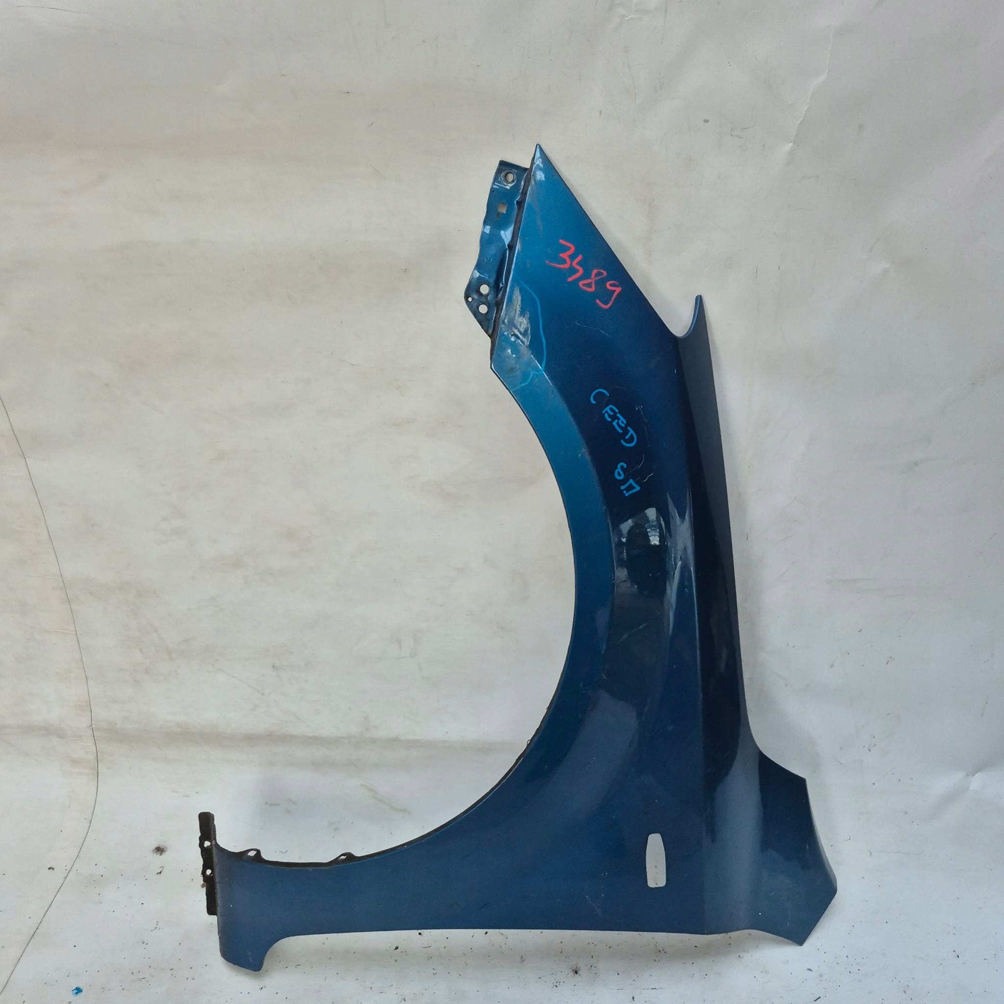 KIA CEED and 06-12r. -> fender left front front