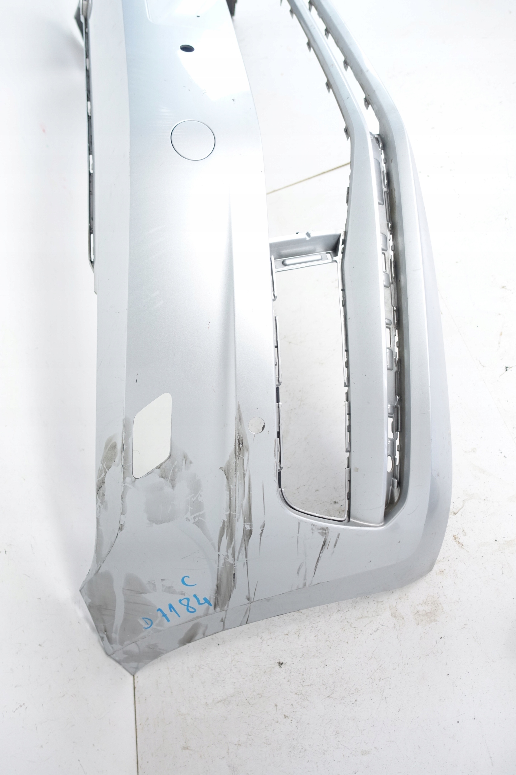 bumper front front VW TOURAN II 5TA 5TA807221AL