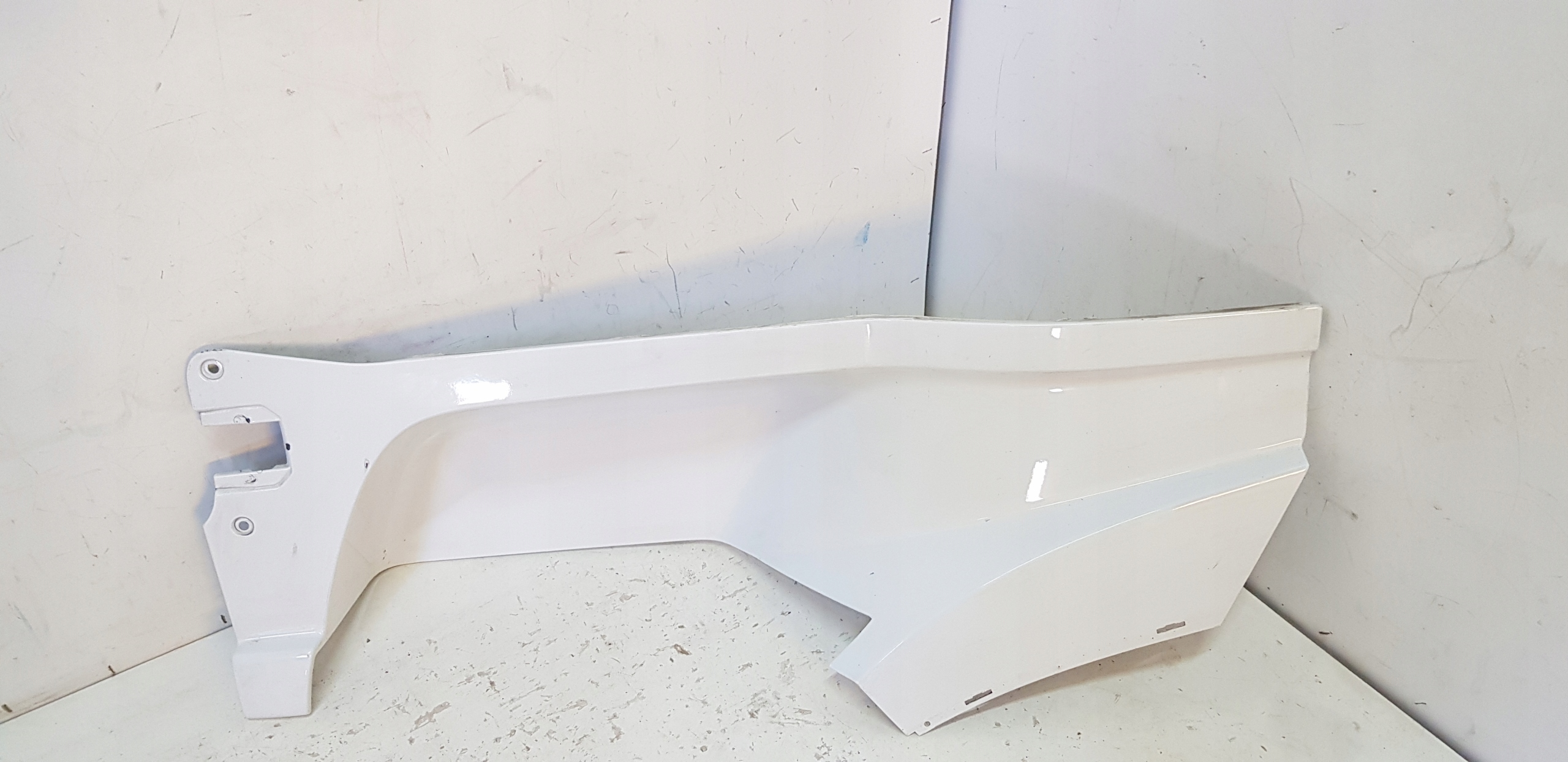 Сходинки сходинки кабіни відсік volvo fh4 82819482