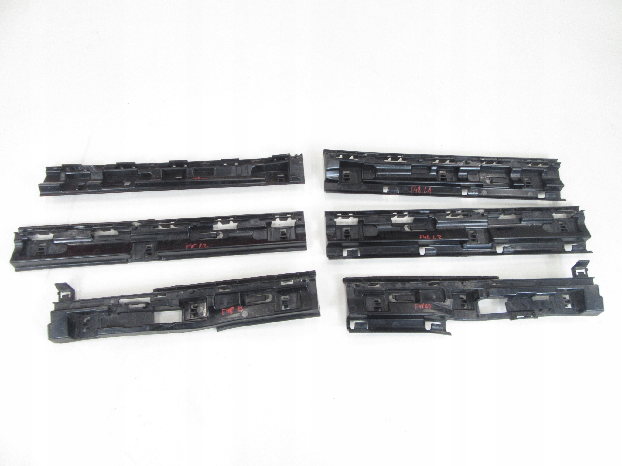 bracket holder of the threshold left right BMW F48 X1