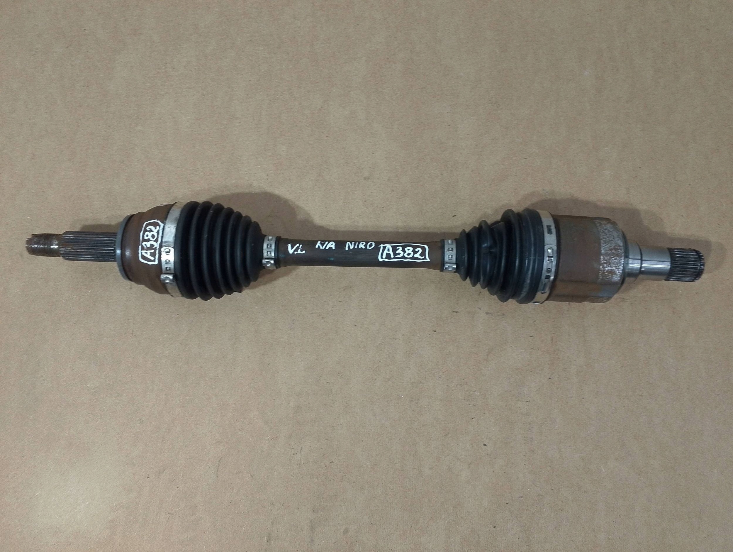 Kia Niro 1,6 GDI semi-axis front left 49500G5000 (A382)