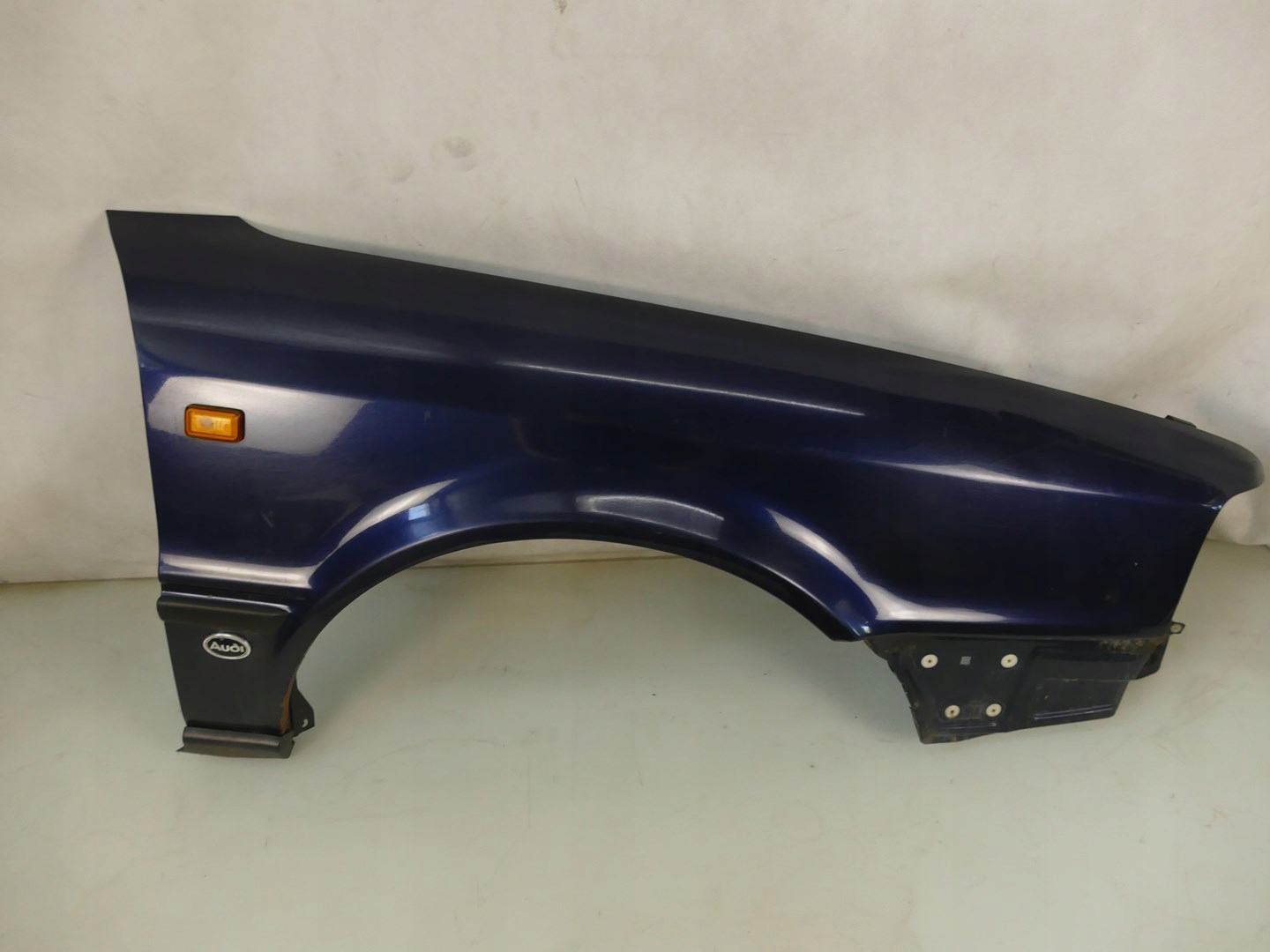 AUDI 80 B4 fender right front front LZ5T