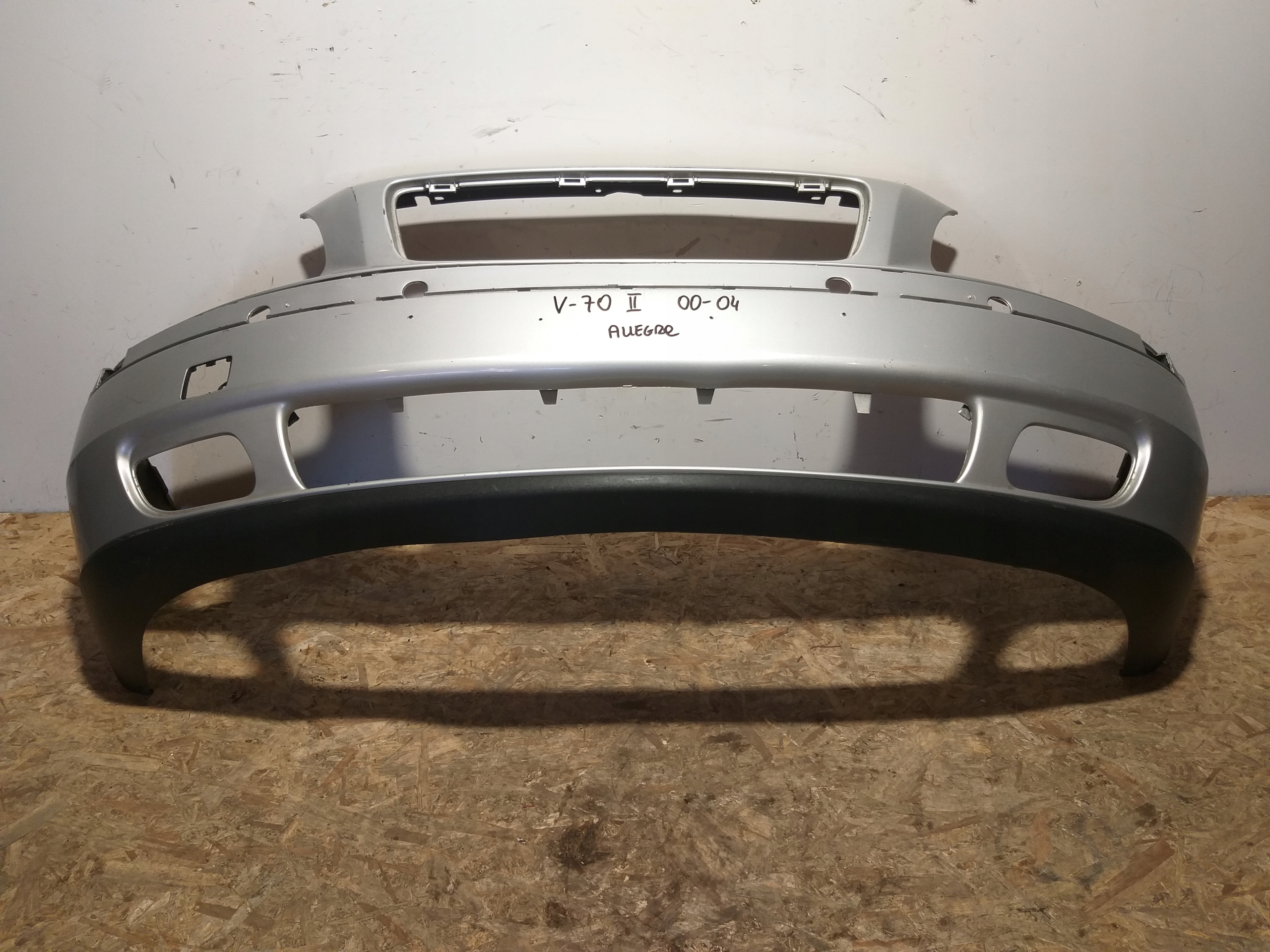 bumper front 09484238 Volvo V70 II 00-04