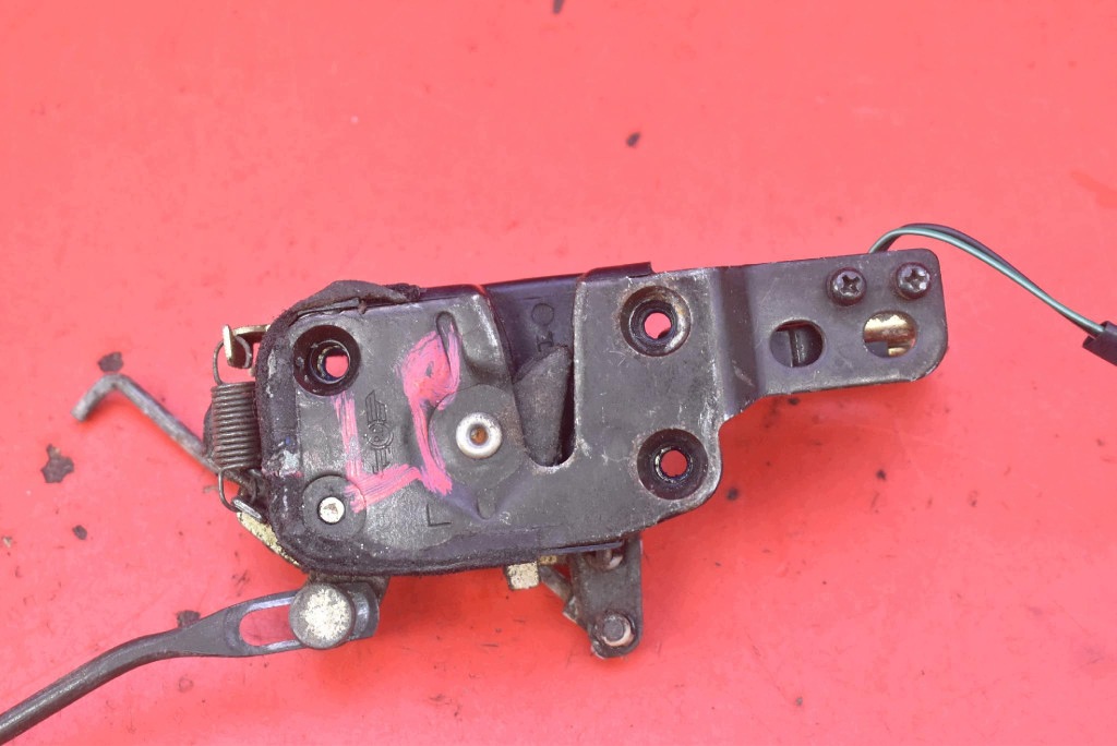 lock door left front front EU HYUNDAI GALLOPER 2 II 5D 98-03
