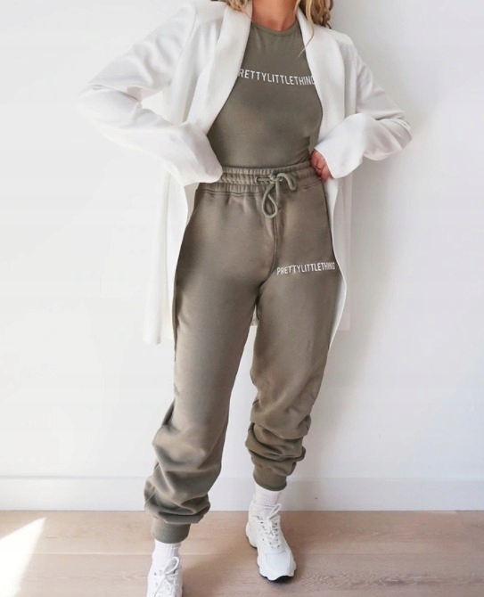 

Plt khaki Spodnie dresowe joggery 44