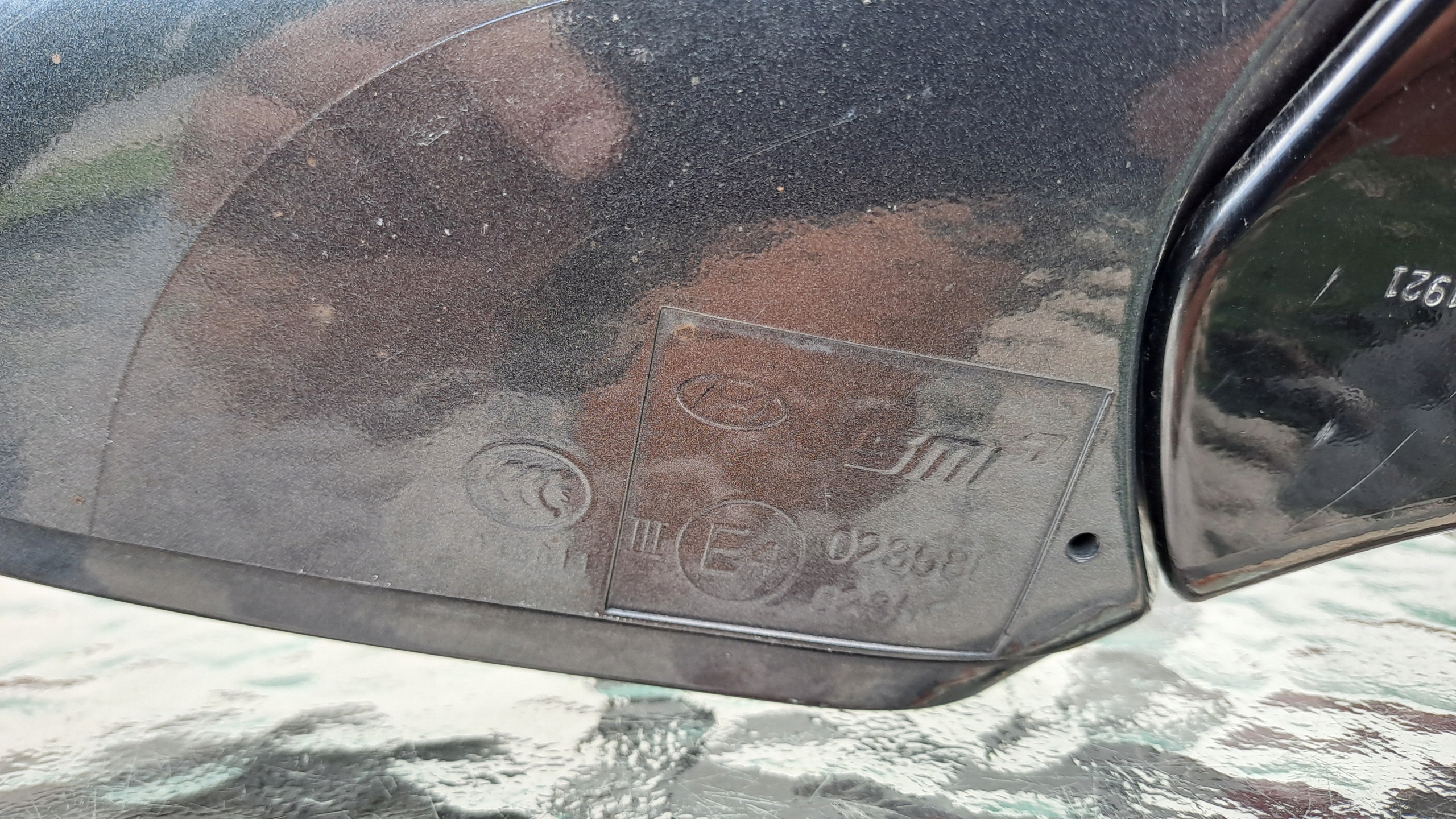 Hyundai i40 11-19 зеркало правое европа
