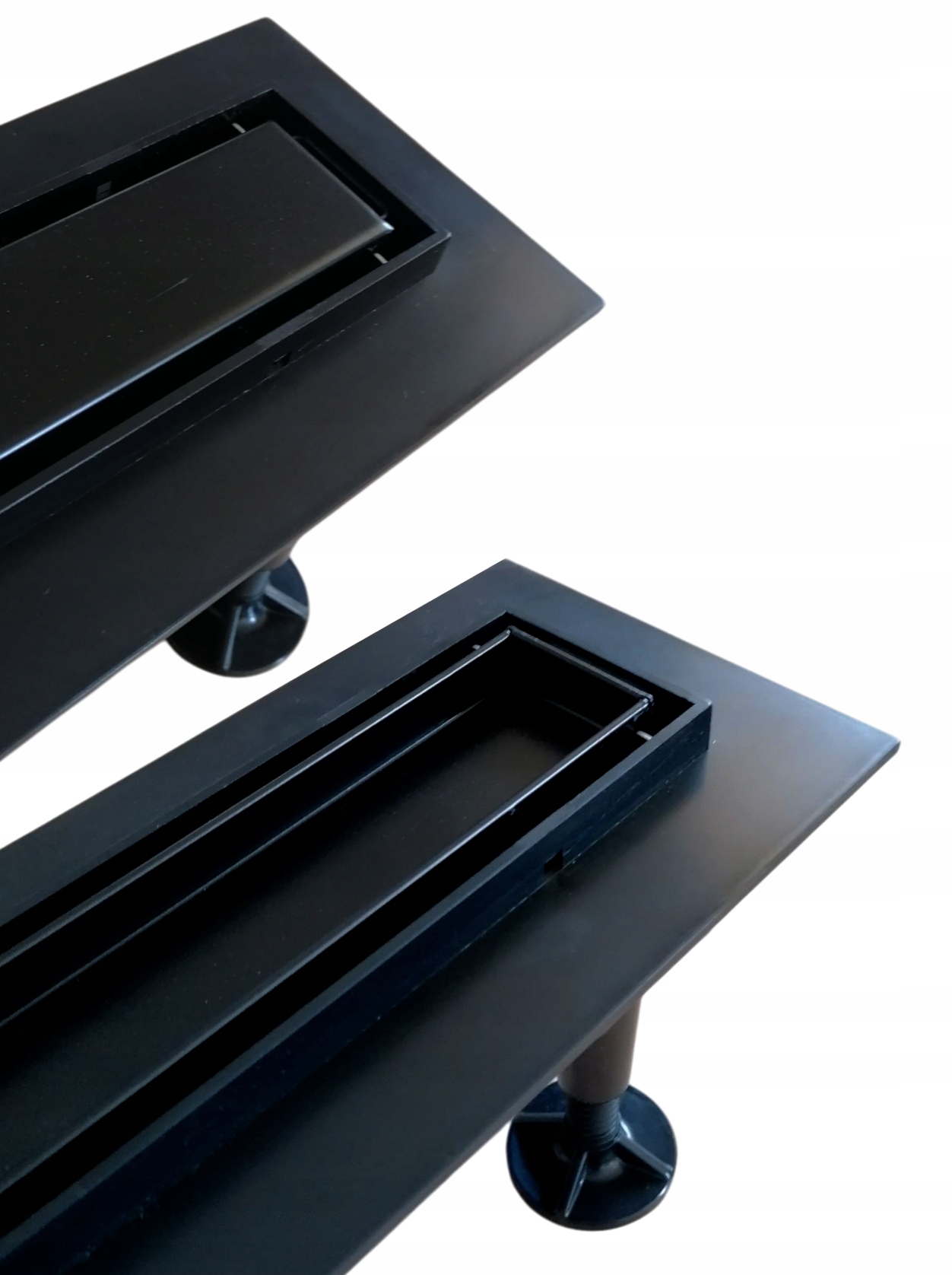 Lineární odtok 60 cm Abs nízký, nízká konstrukce M04B 2v1 Černý