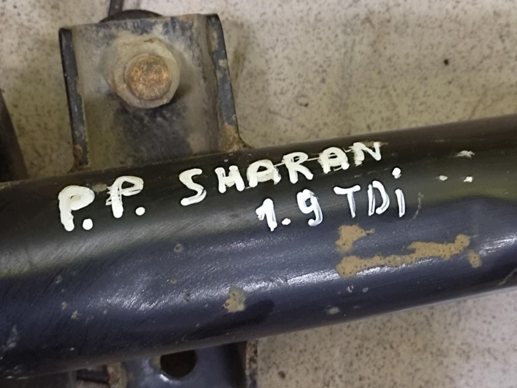 VW SHARAN and 1.9 TDI McPherson right front