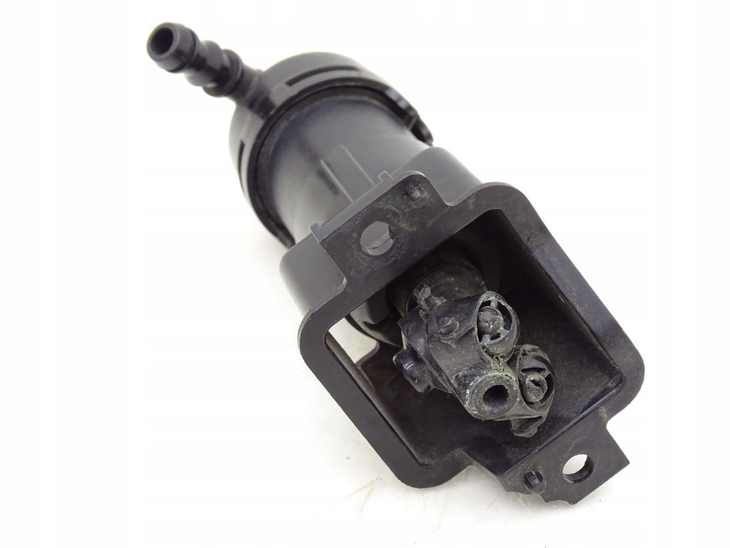 4F0955102B - Омыватель лампы фары правый AUDI A6 C6 LIFT