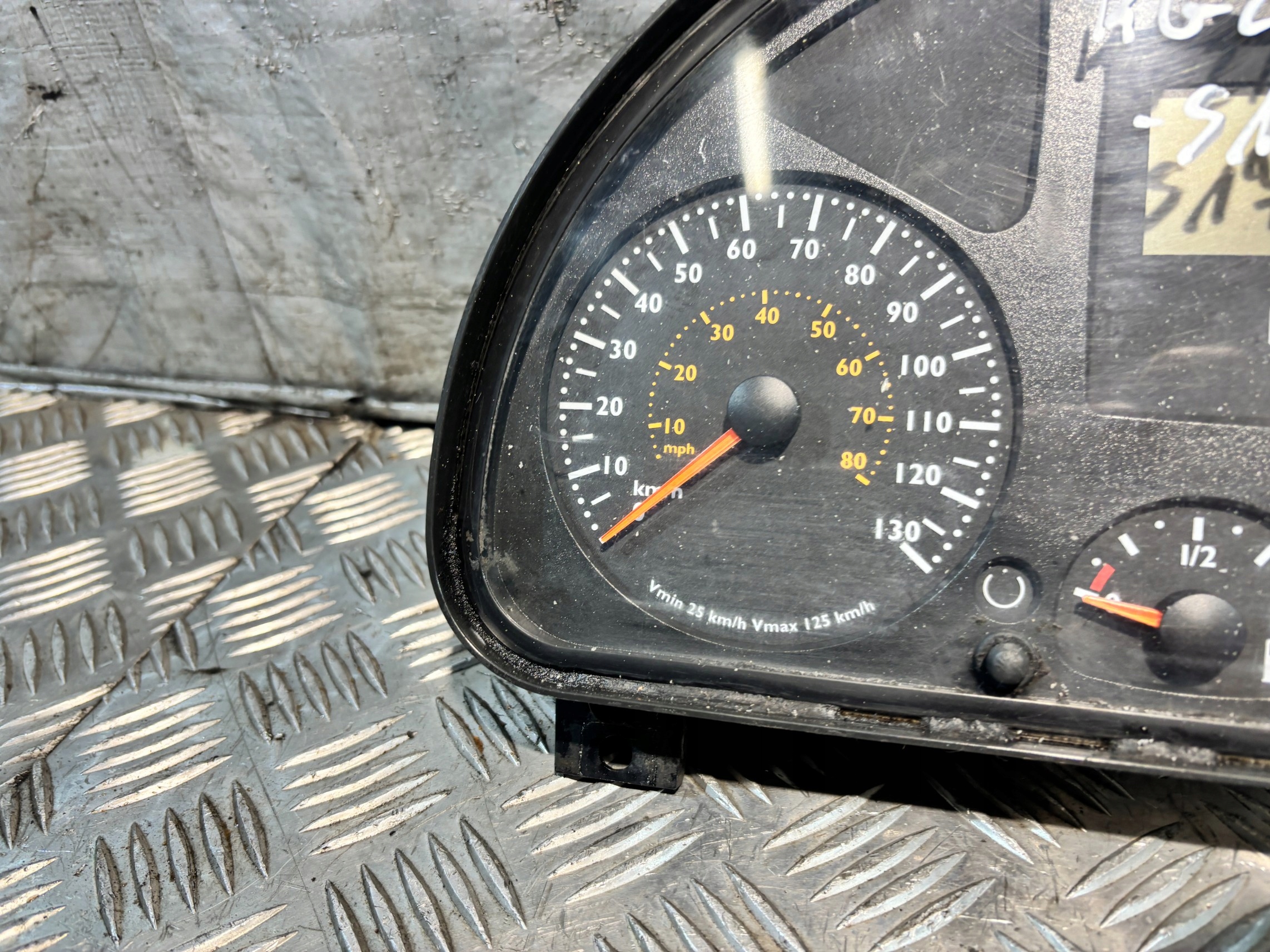 dials dials Iveco 504254398
