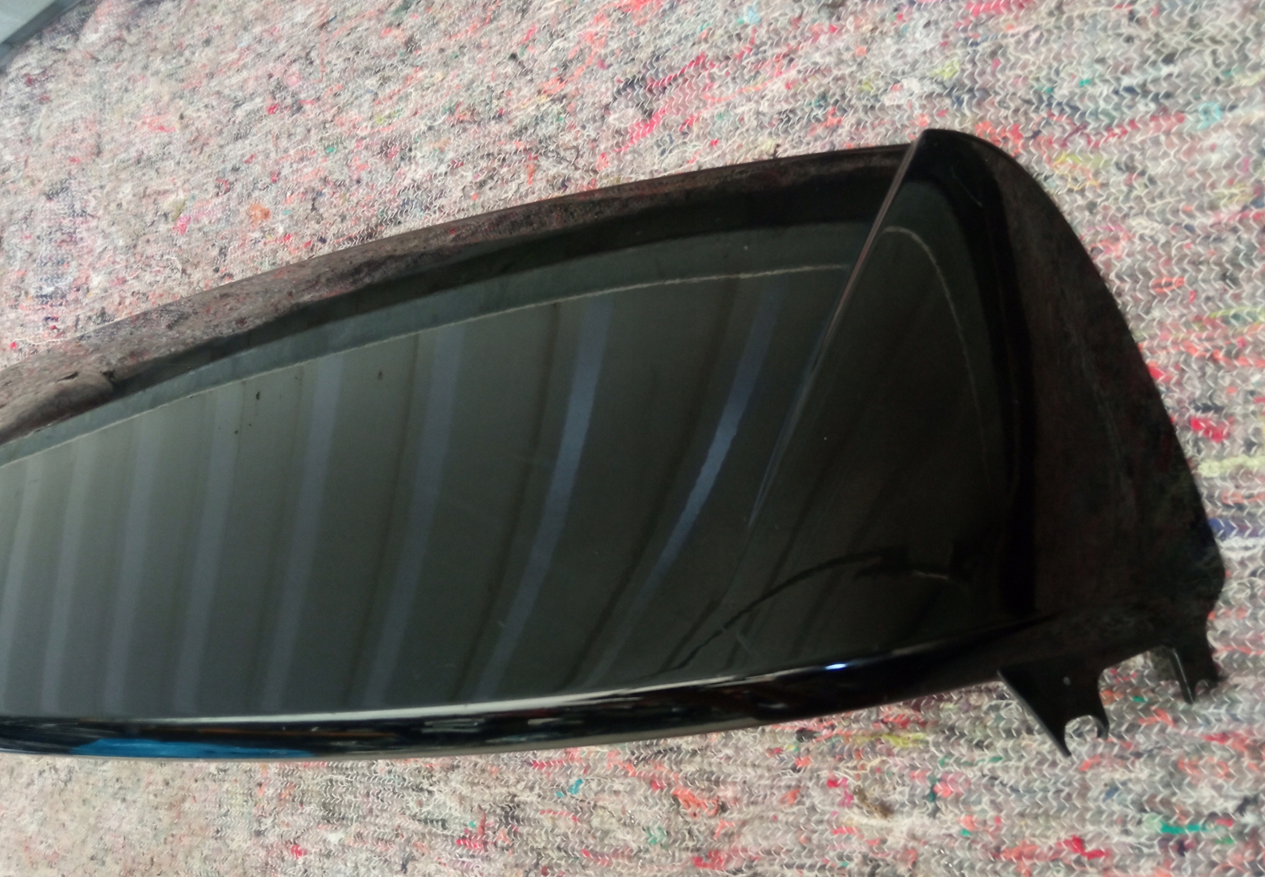 RENAULT CAPTUR SPOILER LOTKA KLAPY 960304415R Producent części Renault OE