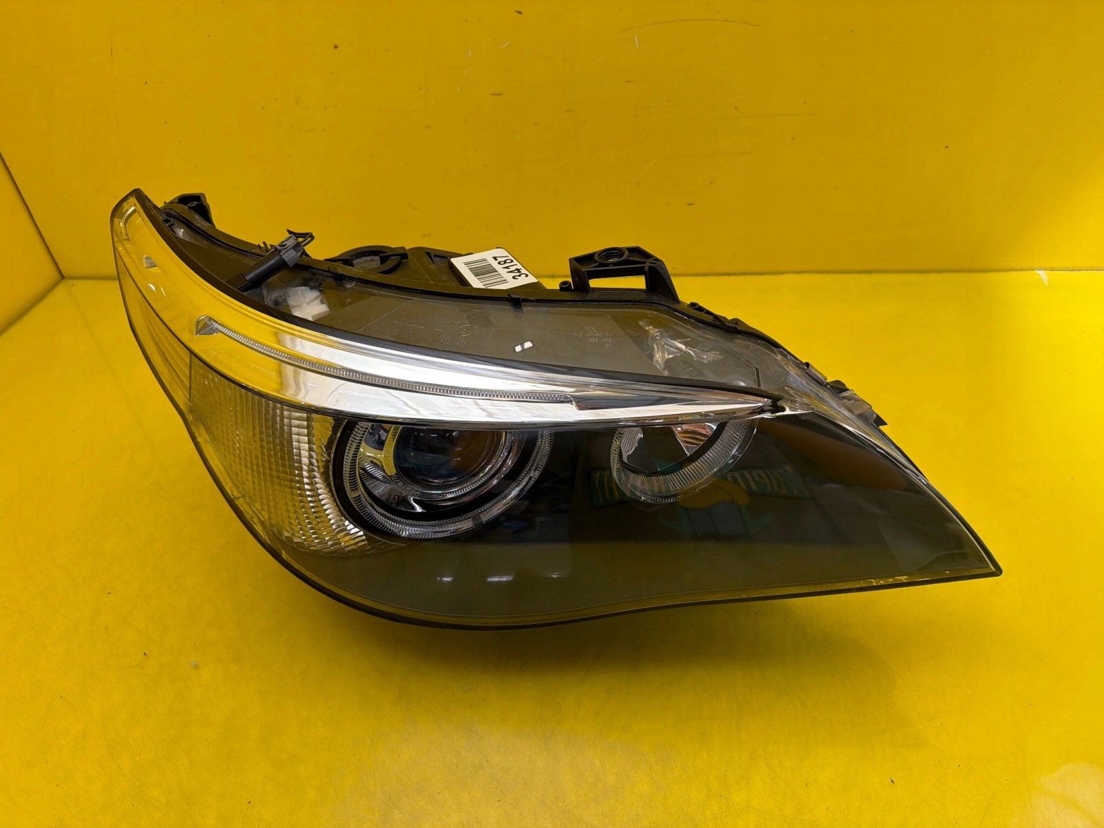 light right Bmw 5 E60 E61 2003-2006 Bi-Xenon Skretna D1S