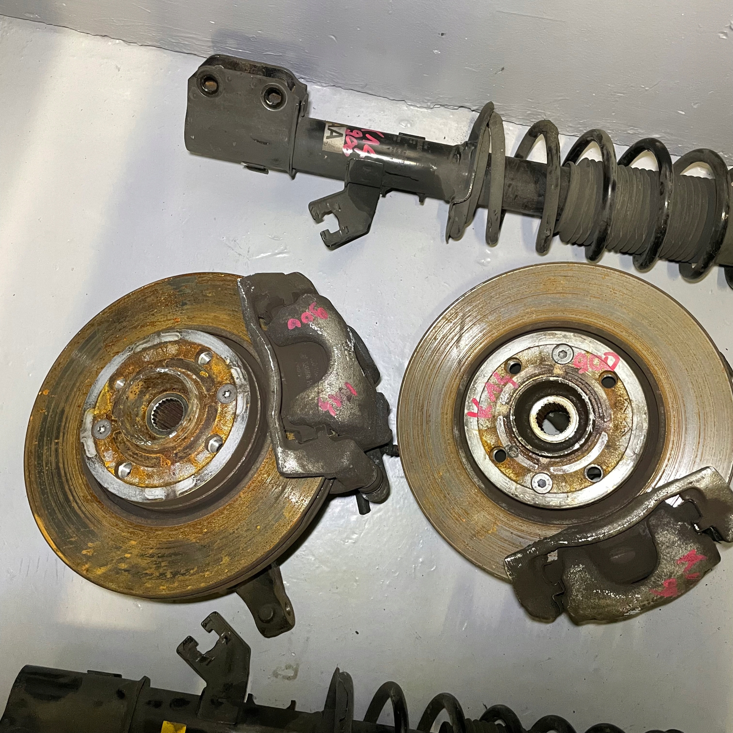 NISSAN MICRA V K14 0.9 LEFT SWING SHOCK ABSORBER