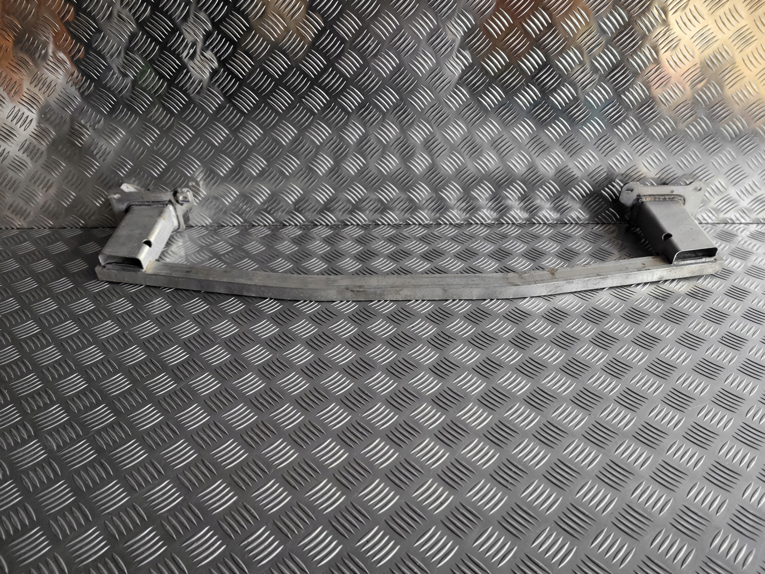 DS DS7 WZMOCNIENIE BELKA DOLNA ZDERZAKA ORYGINAŁ FV