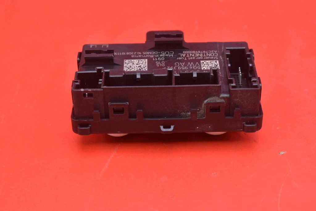 control unit module door right front 5Q4959392P SKODA OCTAVIA 4 IV 19