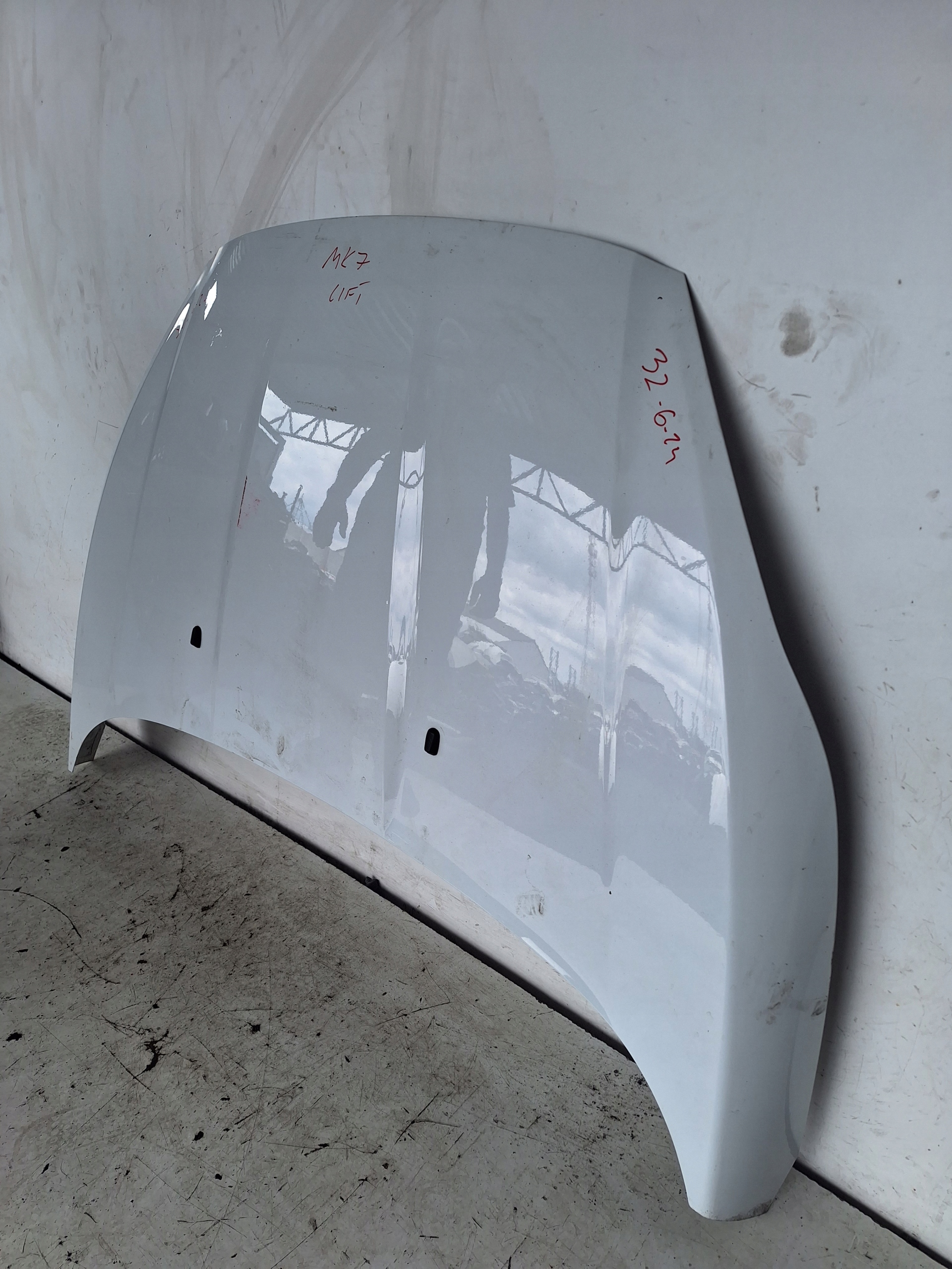 FORD FIESTA MK7 LIFT 12-17 cofano