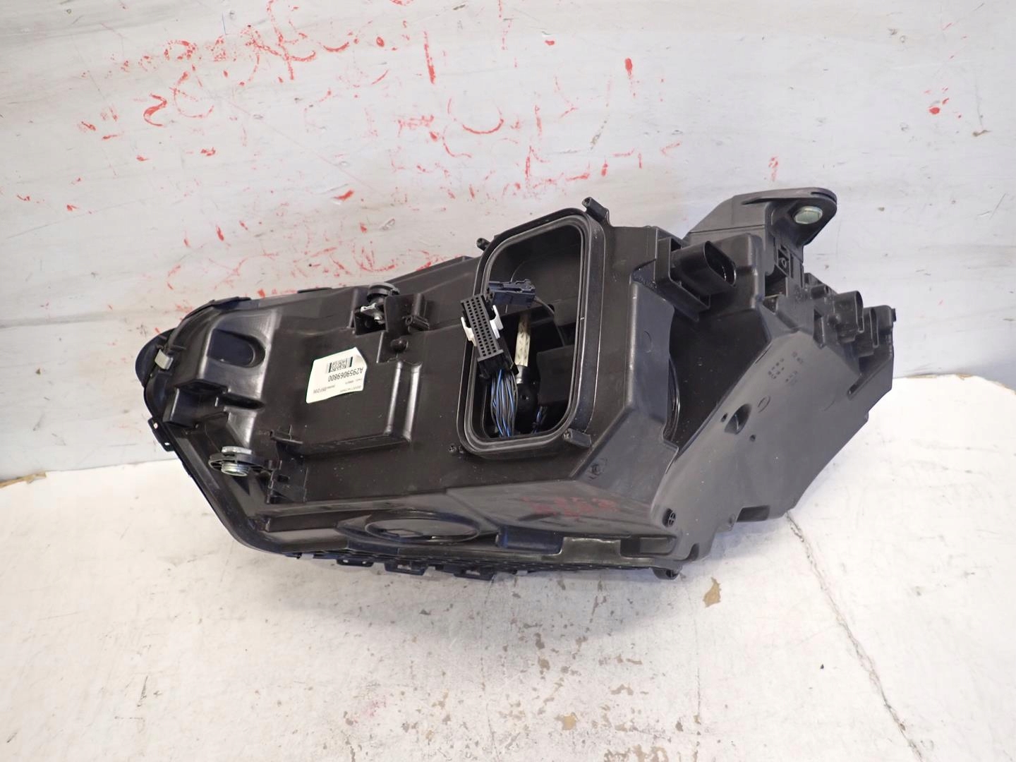 light front front right MERCEDES EQE 2021- FULL LED A2959069800