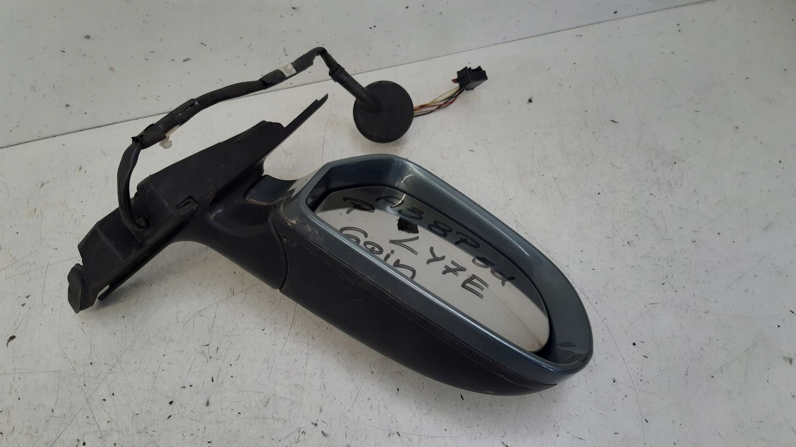 mirror right 6pin Audi A3 8P LIFT LY7E 1,6 TDI 5D