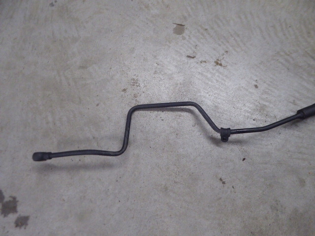 GOLF III PRZEWÓD WĄŻ WSPOMAGANIA 1.6 16V Producent części Volkswagen