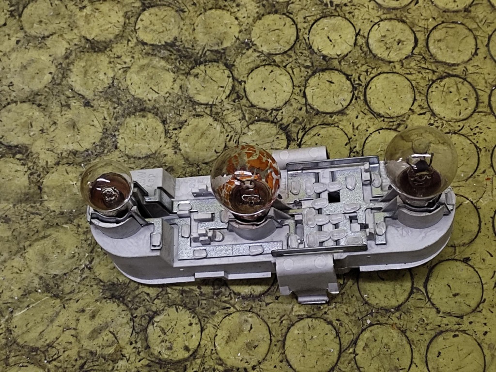 VOLVO V40 Licht links heck