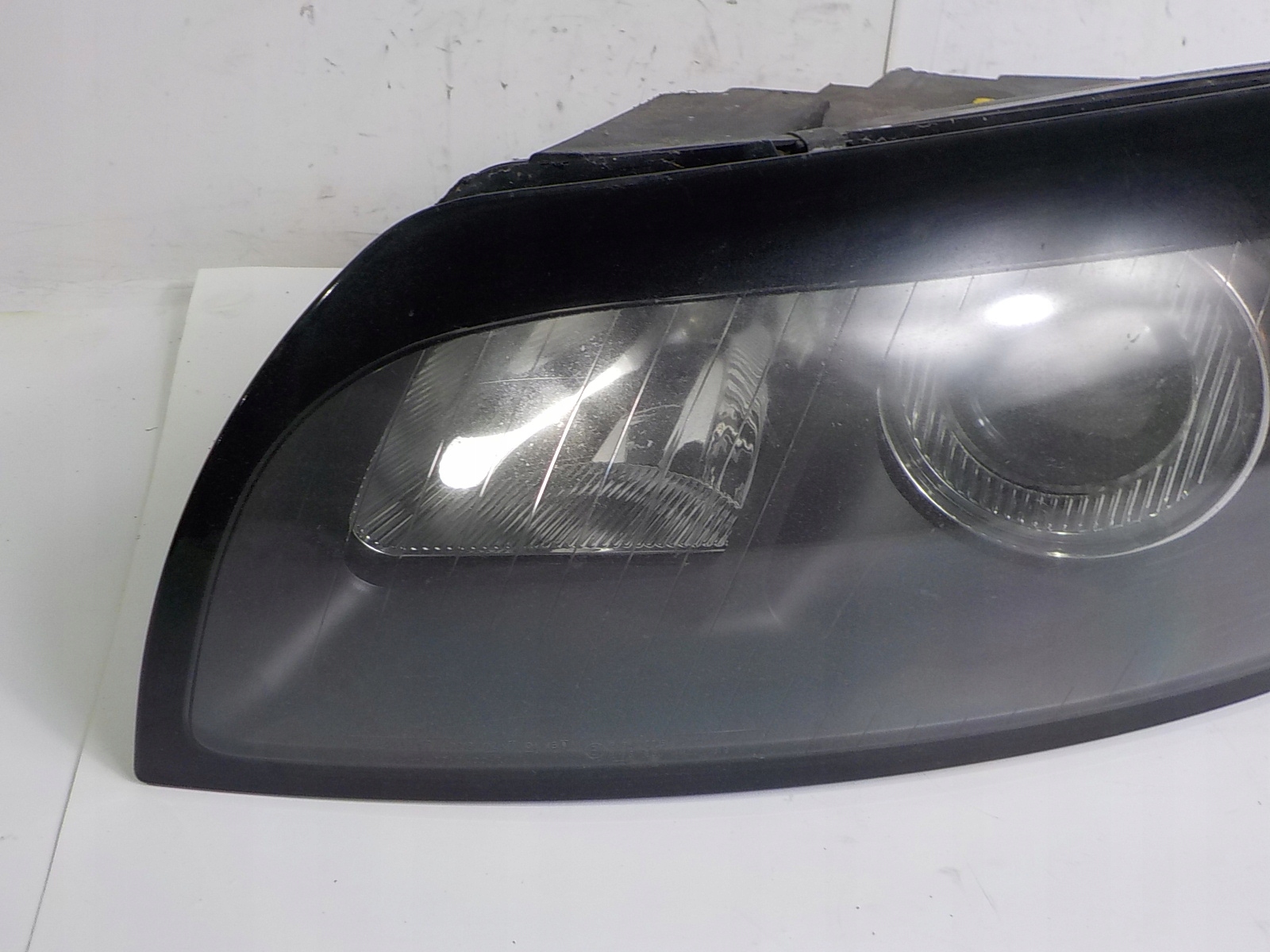 VOLVO C30 light left front front UK