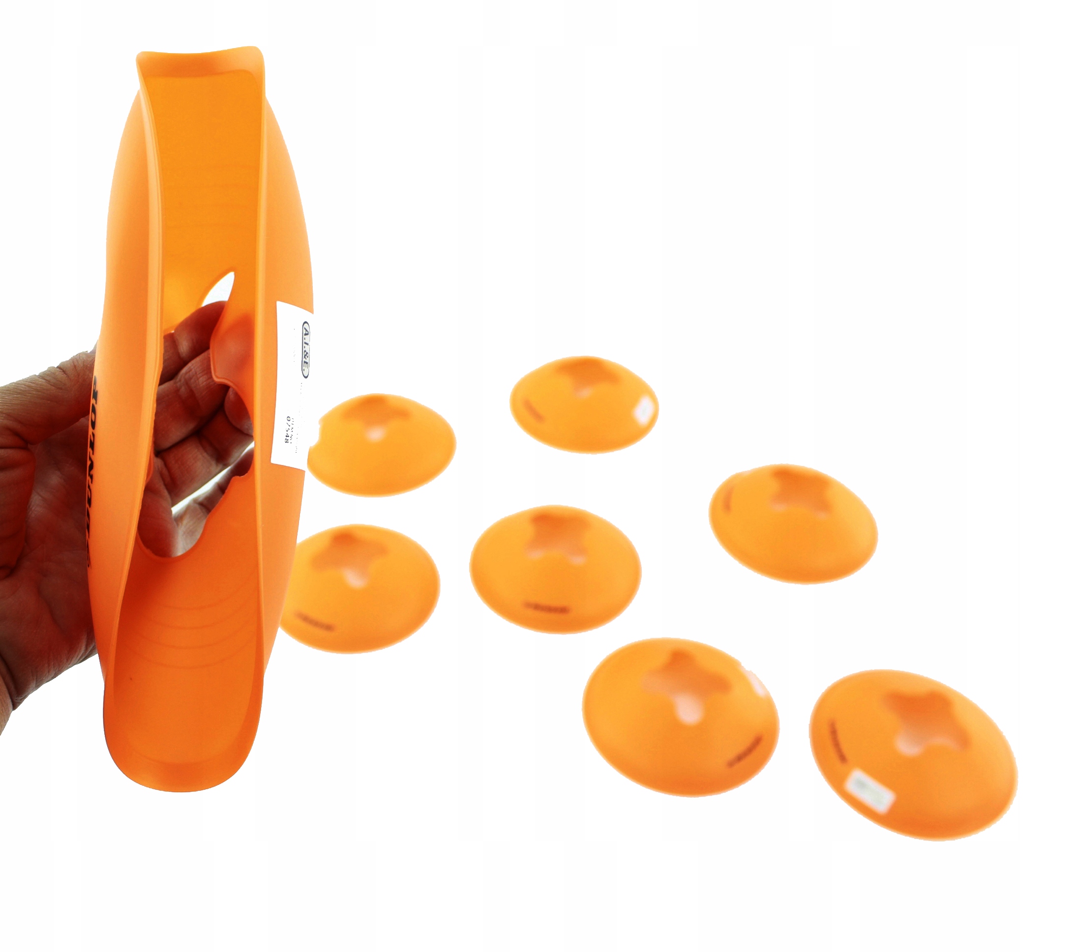 MARKERY PACHOŁKI TRENINGOWE 8 szt. Wiek dziecka 3 lata +