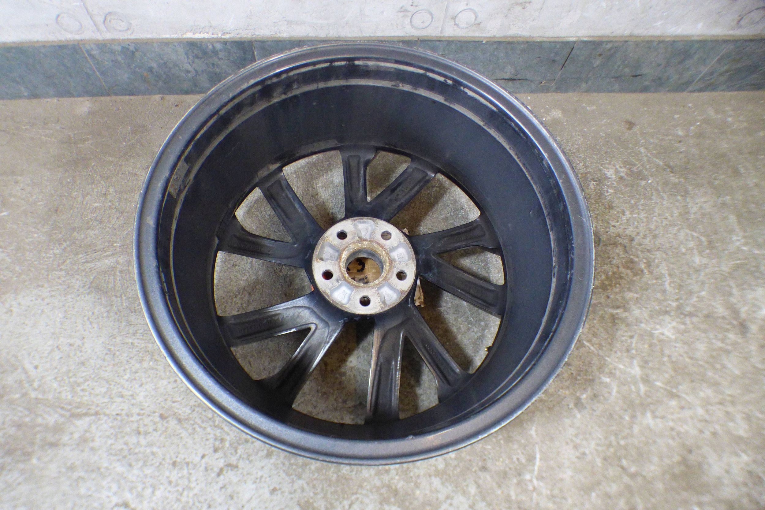 Skoda Superb B8 3V 3V0 disk disk 19 5x112 3V0601025AP 100% PROSTA