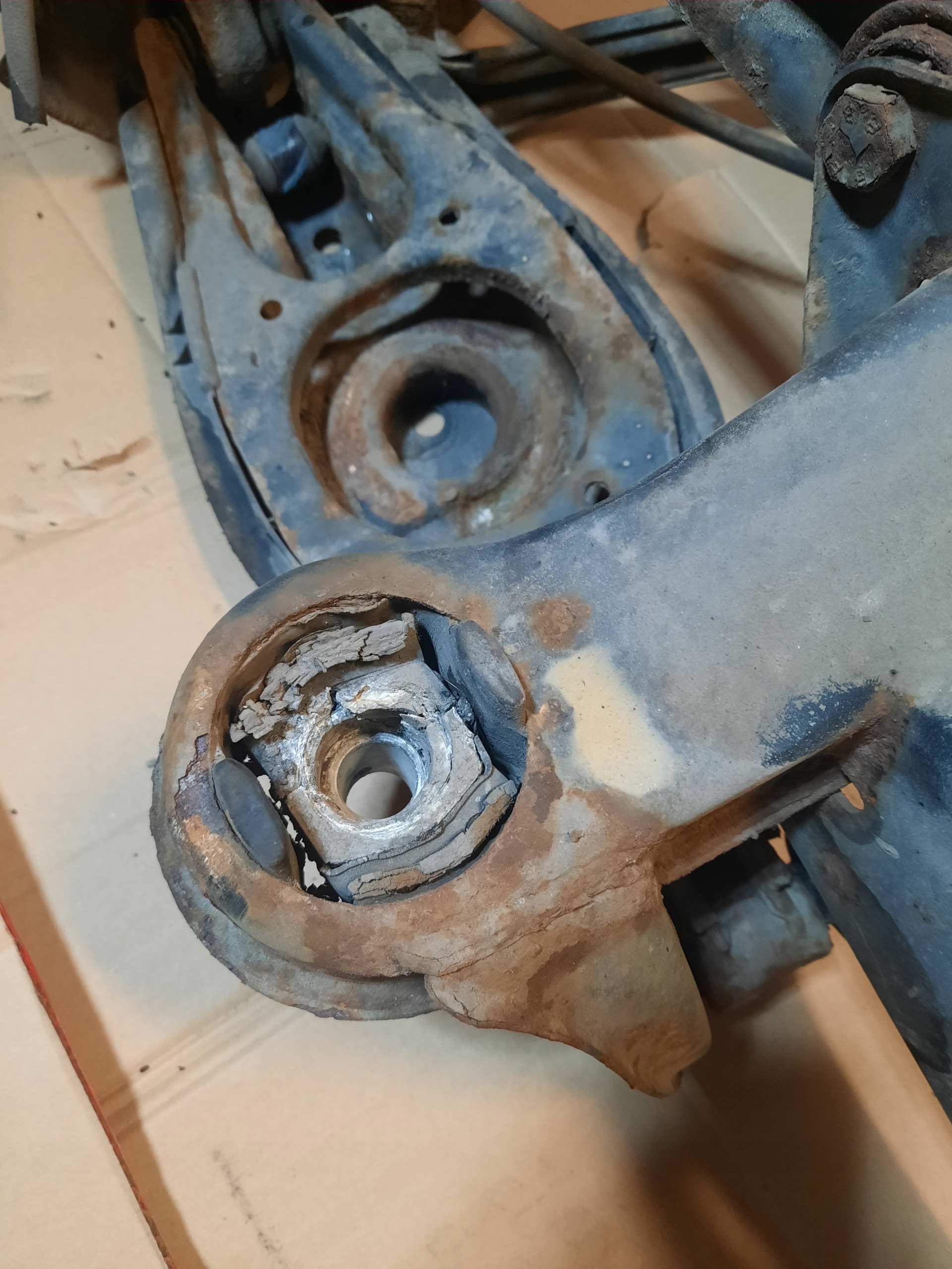 Suspension Pont arrière Arrière Complets MERCEDES C200