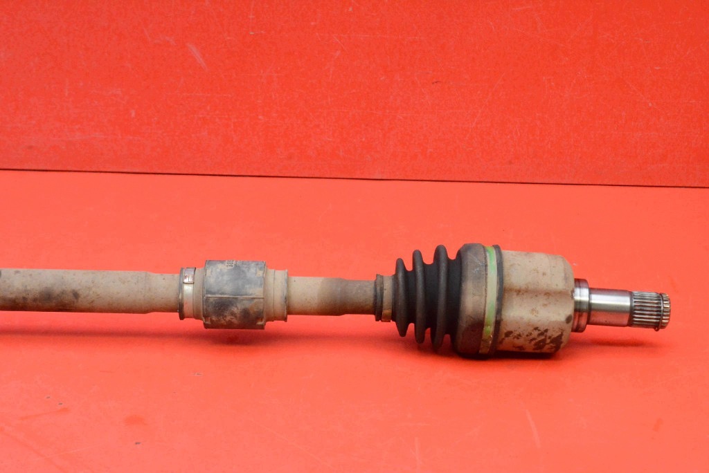semi-axis right front AUTOMAT 3815A264 MITSUBISHI OUTLANDER III 2.0 PHEV 121 KM